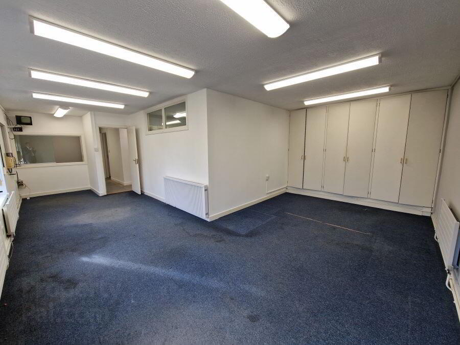 Unit 3, Jamestown Industrial Estate 11 of 14