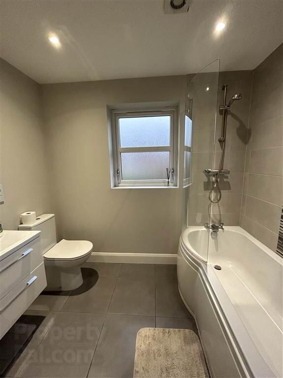 3 Evesham Lane 10 of 14