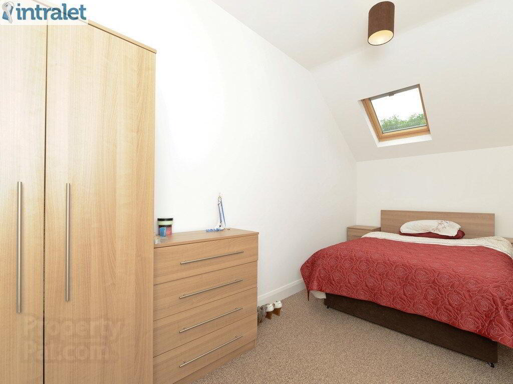 Apt 6, 41 Ulsterville Avenue 5 of 7