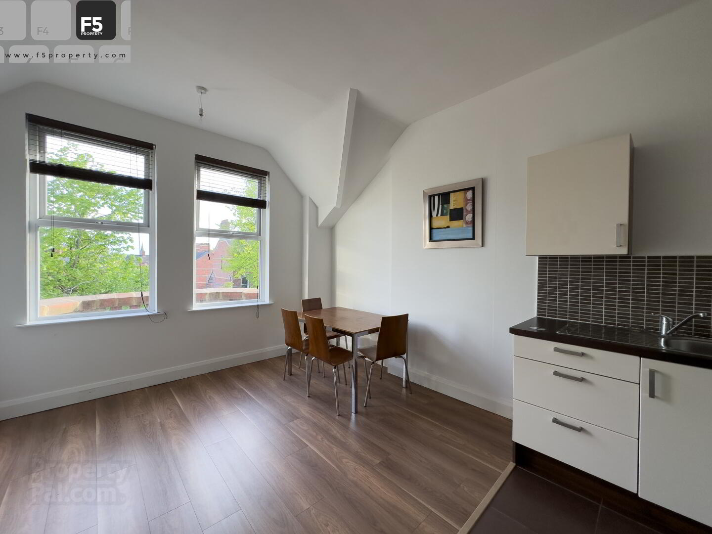 Apt 6, 41 Ulsterville Avenue 1 of 9