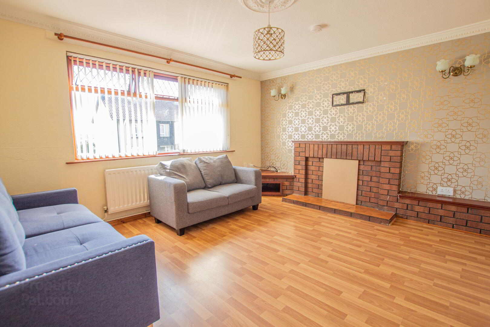 80 Highfield Road 3 of 13