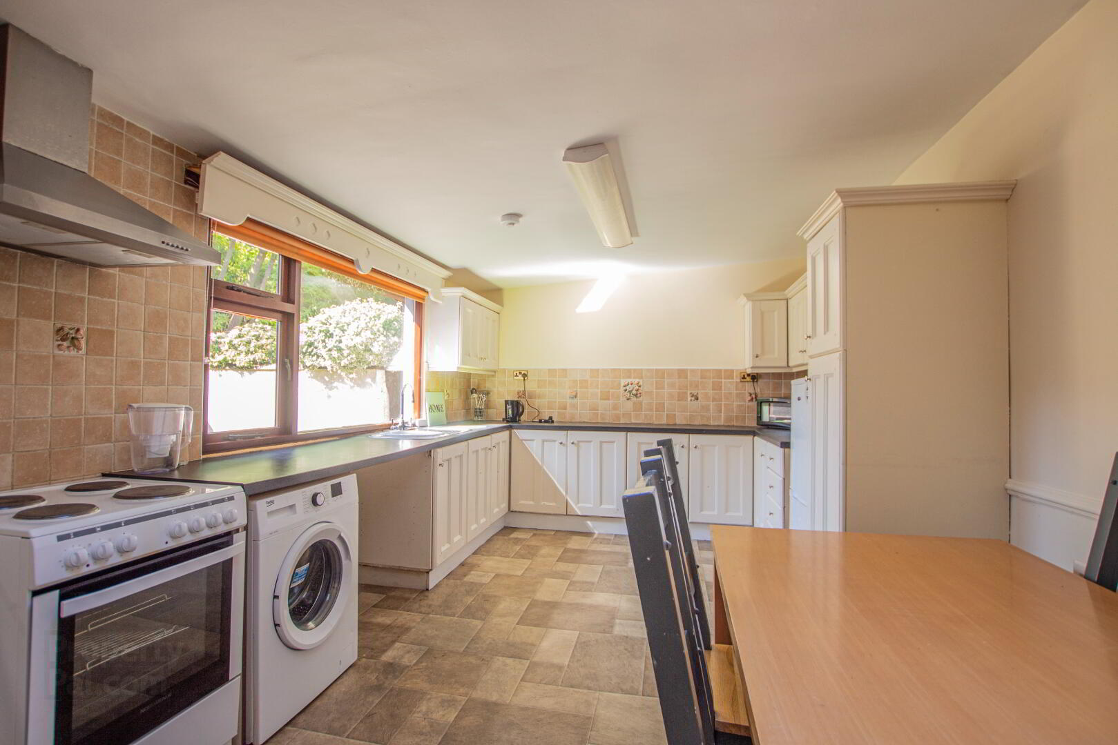 80 Highfield Road 5 of 13