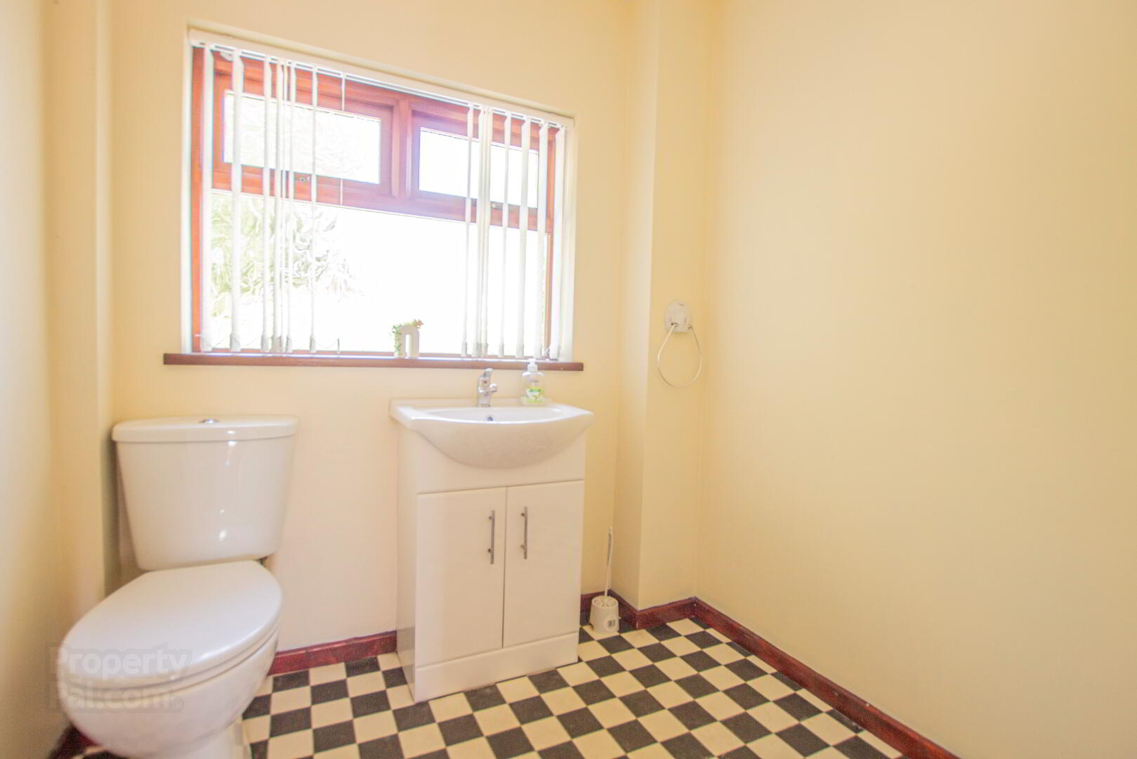 80 Highfield Road 10 of 13