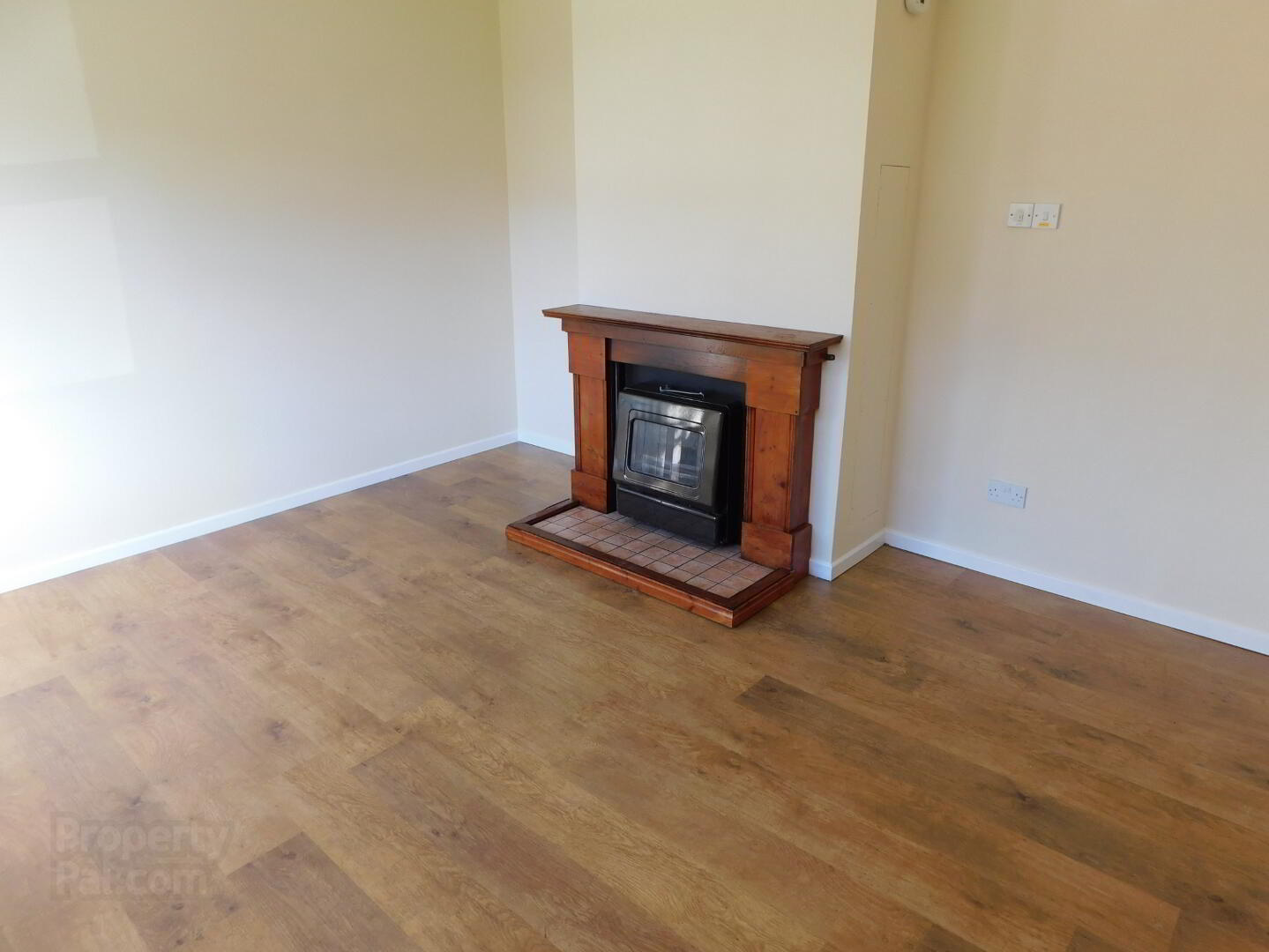 property description image