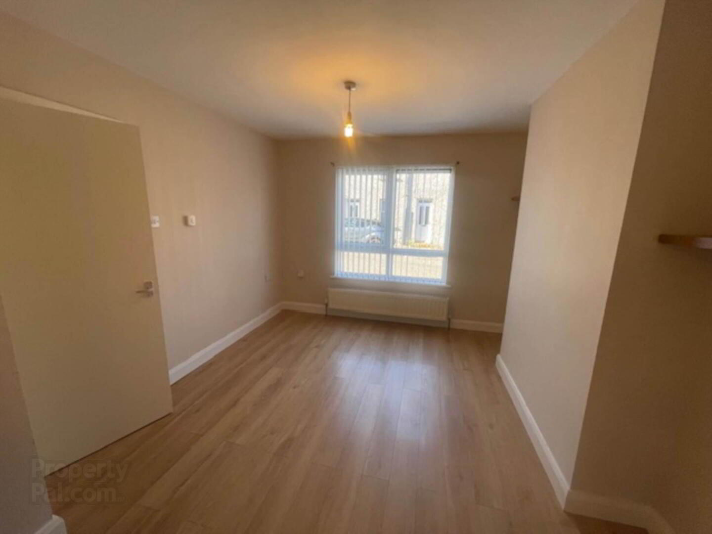 73 Clonavon Avenue 3 of 14
