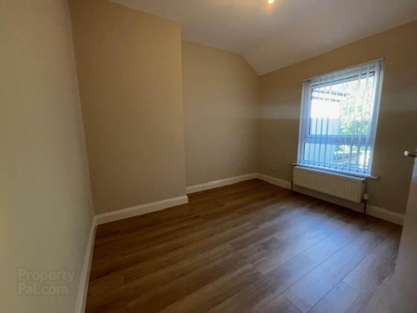 73 Clonavon Avenue 12 of 14