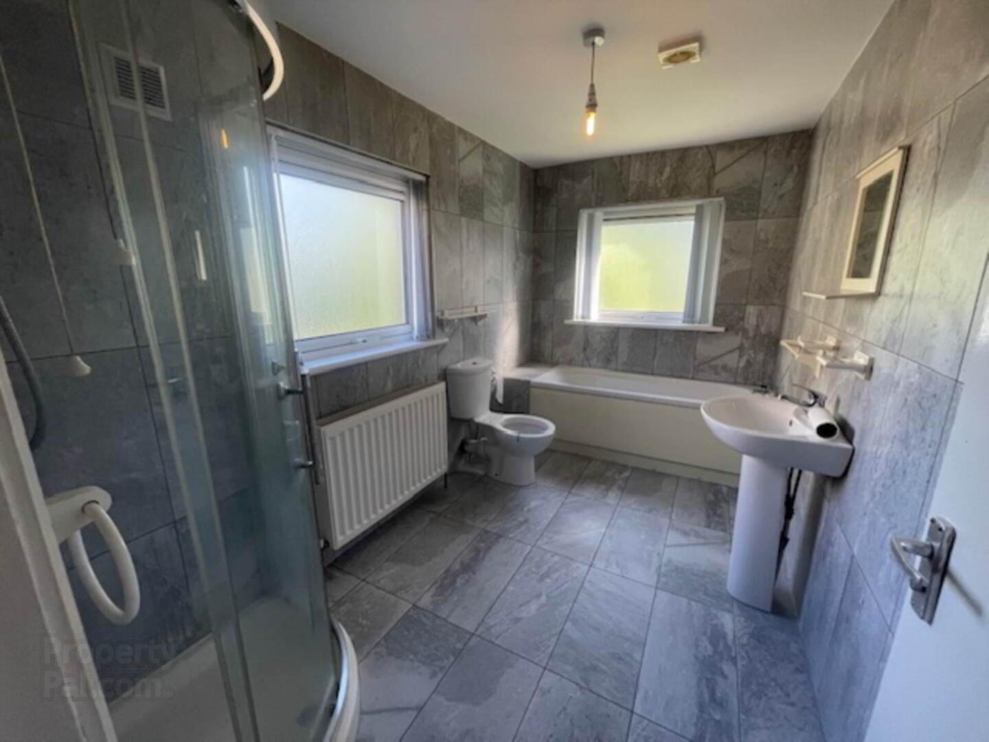 73 Clonavon Avenue 13 of 14
