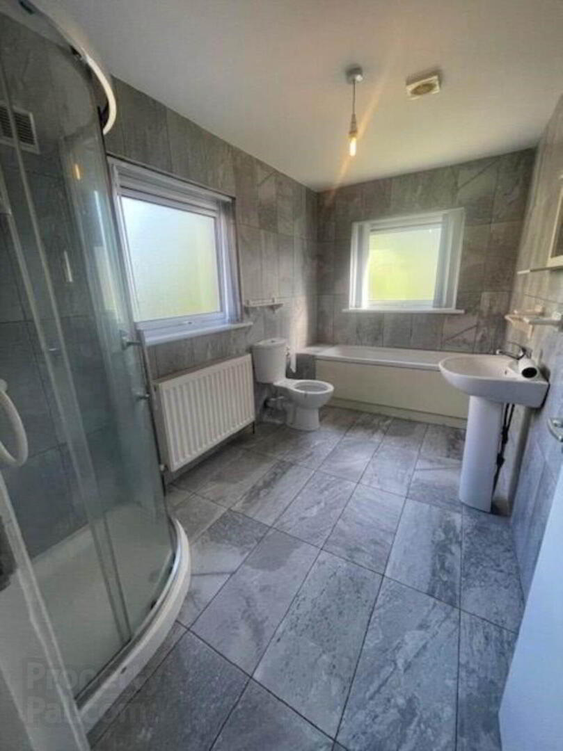 73 Clonavon Avenue 14 of 14