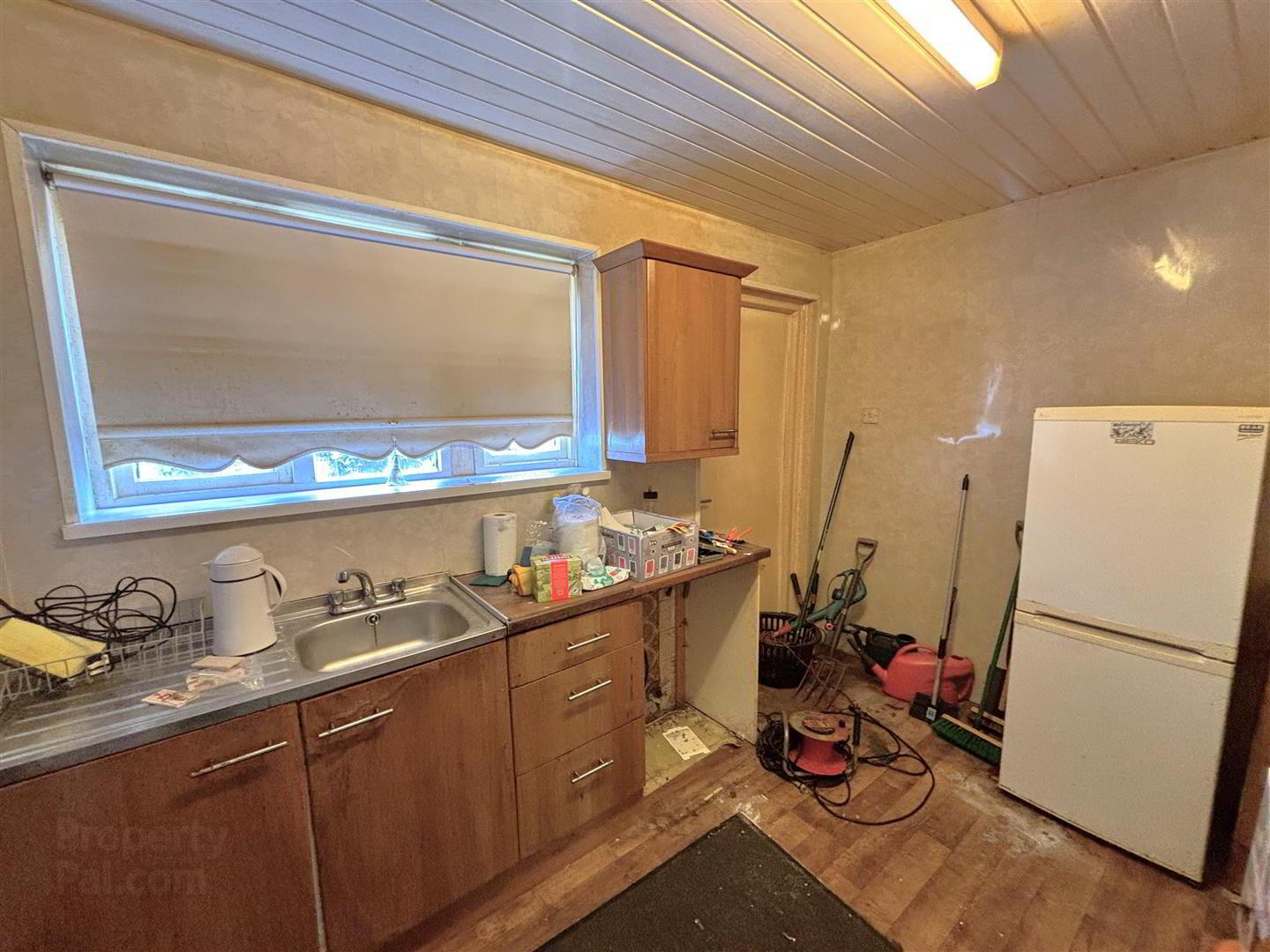 232 Ballygomartin Road 6 of 11