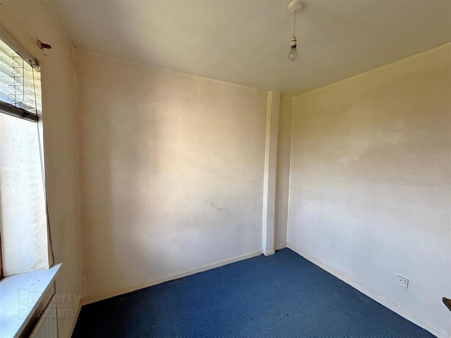 232 Ballygomartin Road 10 of 11