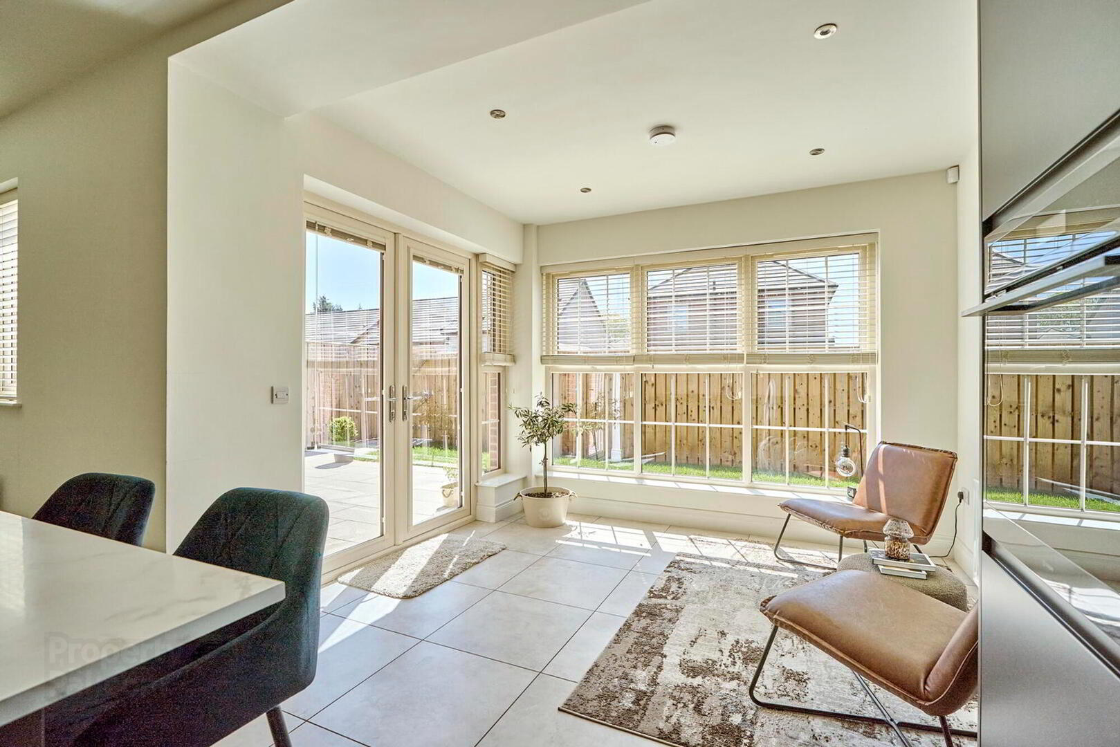 33 Helens Wood Crescent 12 of 25