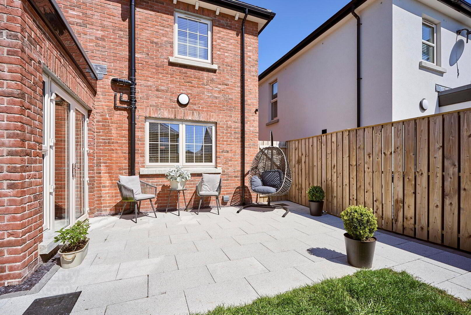 33 Helens Wood Crescent 23 of 25