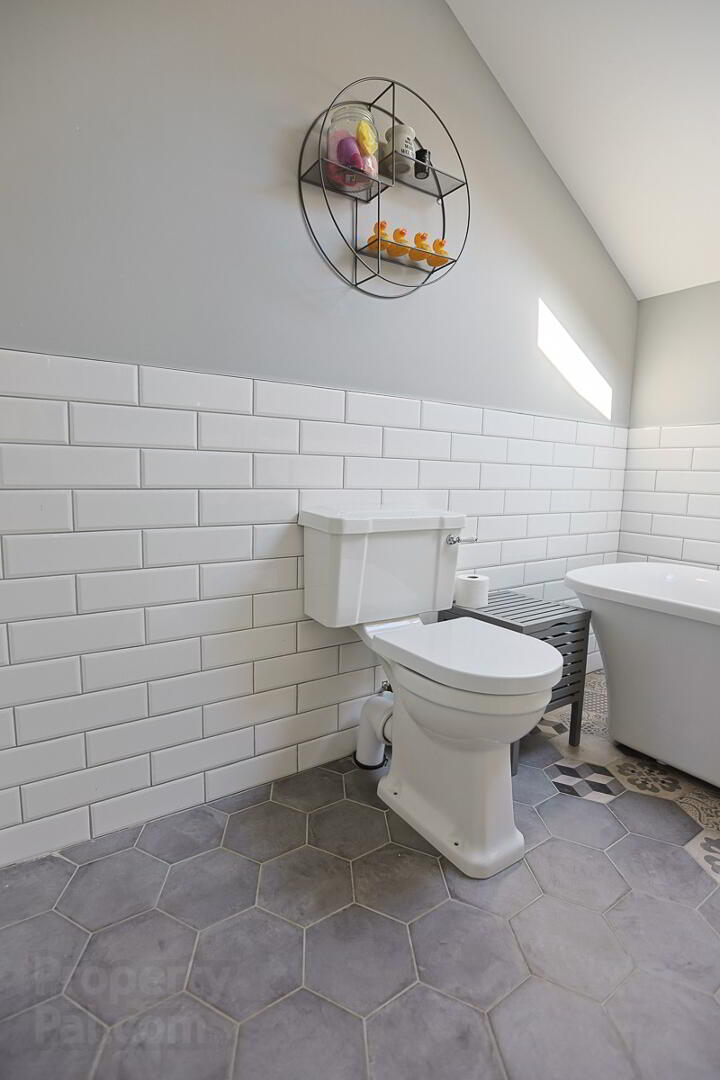52 Greenisland Road 95 of 133