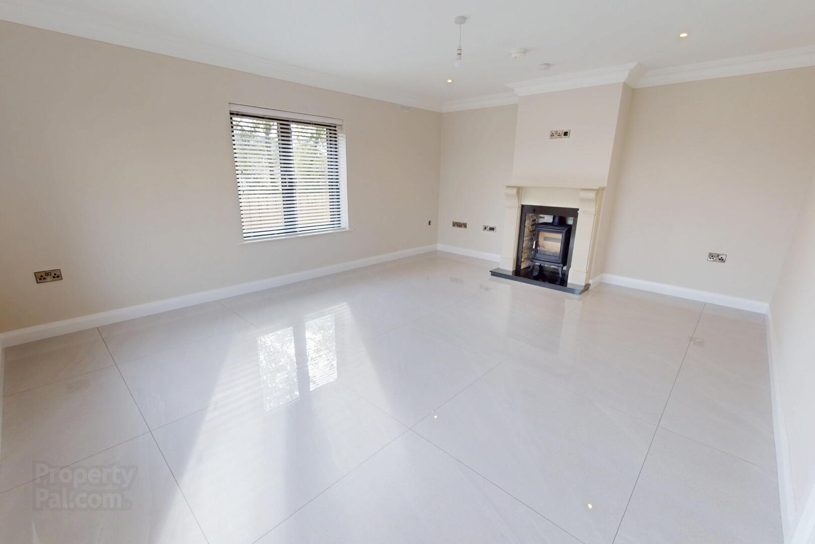 Drumlaghy Court, 3 Marble Arch Road 7 of 34