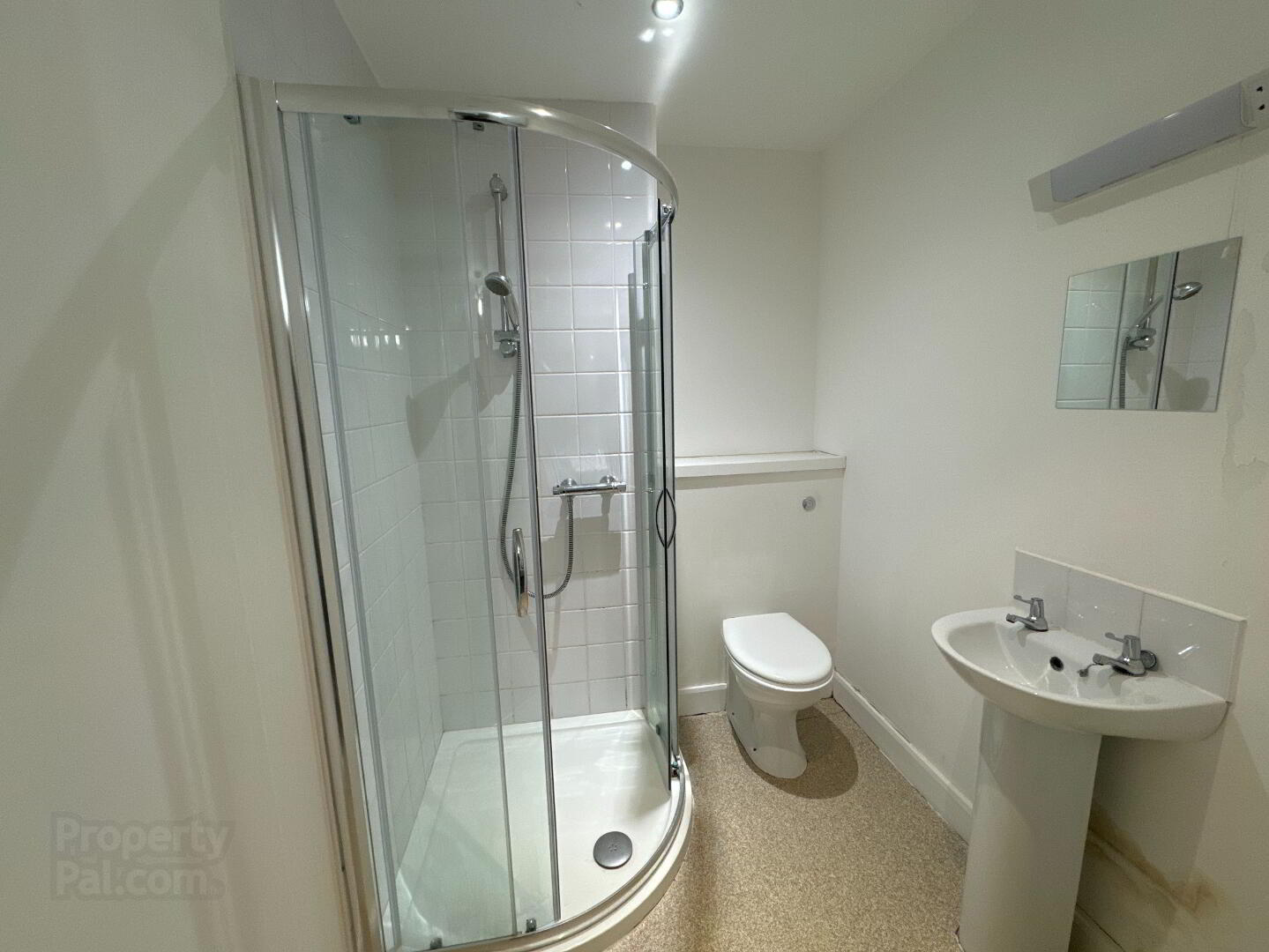 409 College Court Central, 56 King Street 12 of 14