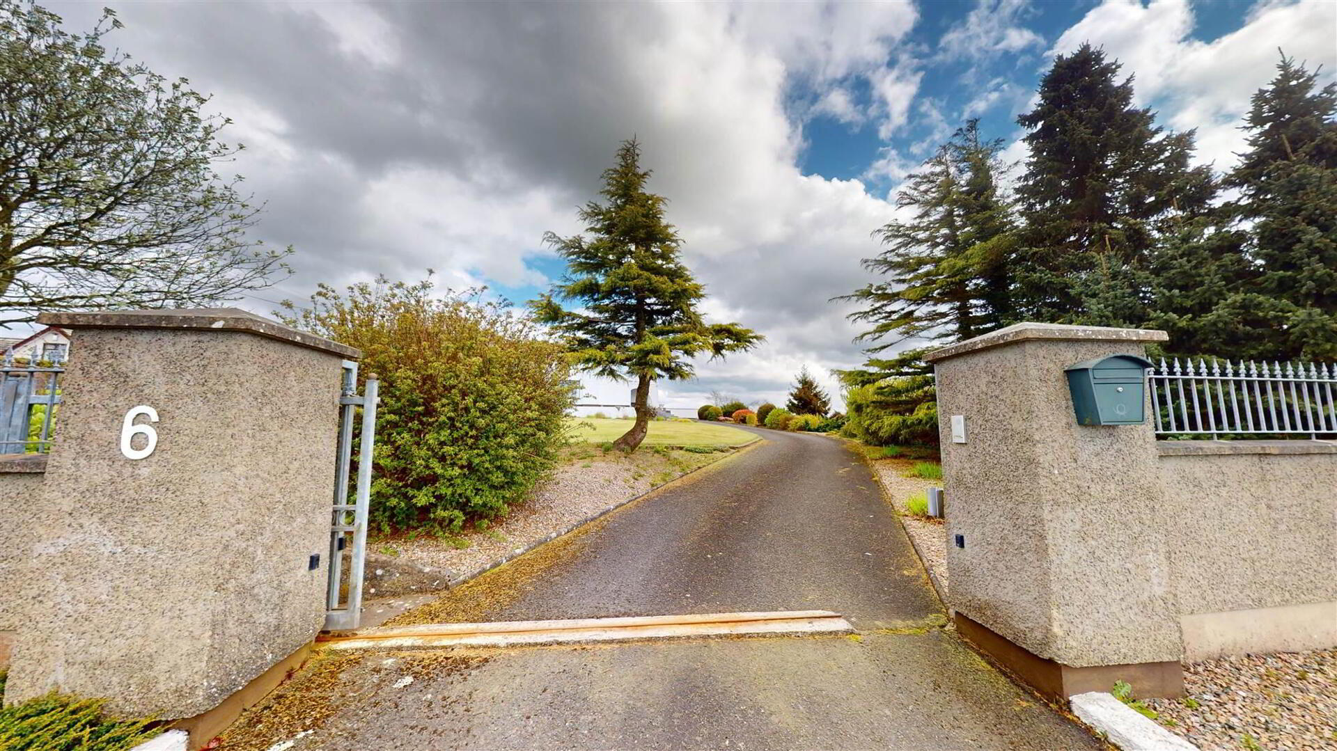 6 Whinney Hill 3 of 29