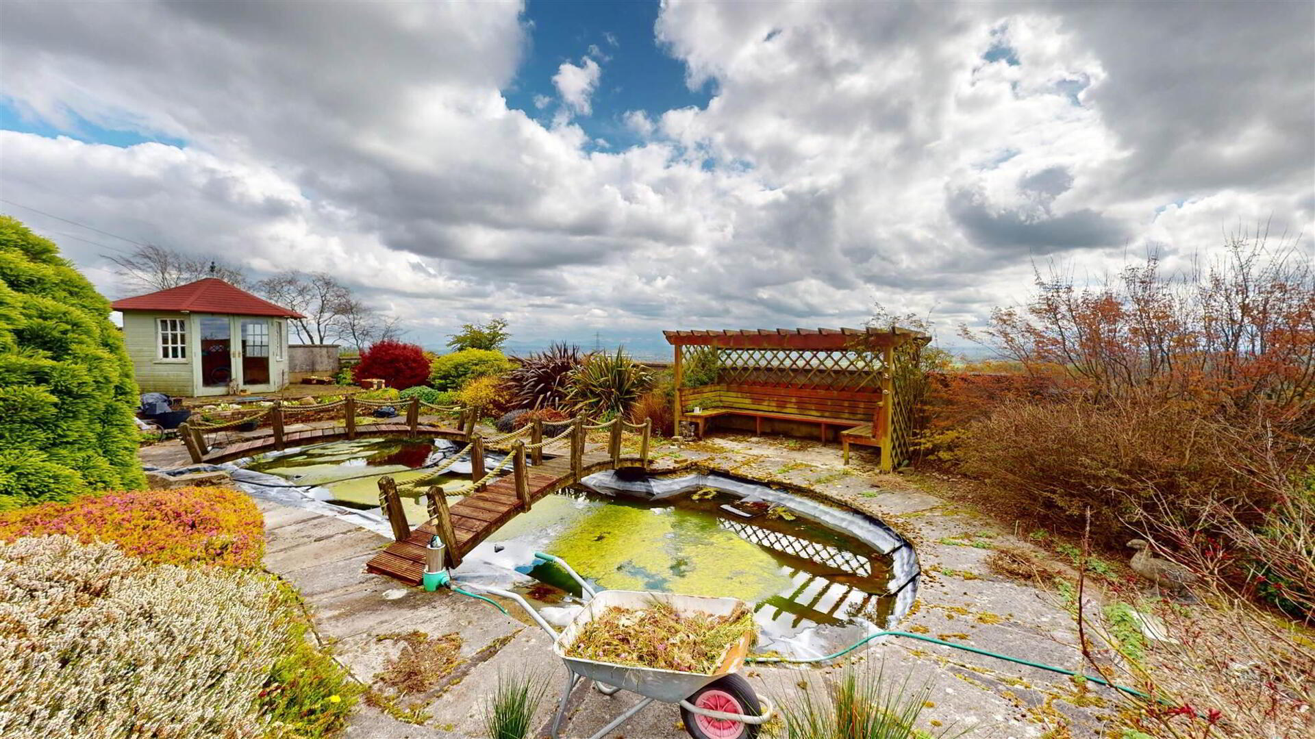 6 Whinney Hill 21 of 29