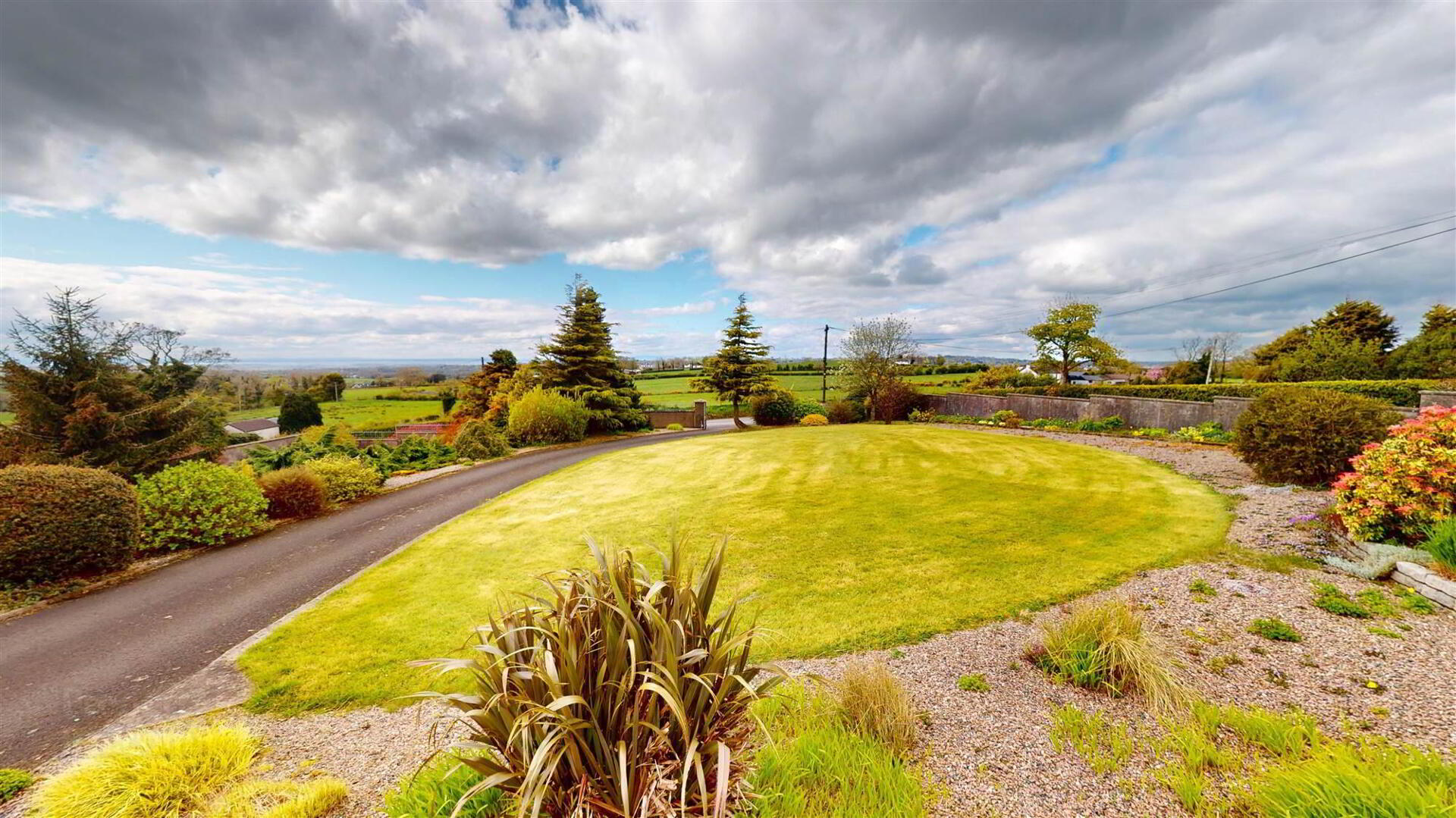 6 Whinney Hill 26 of 29