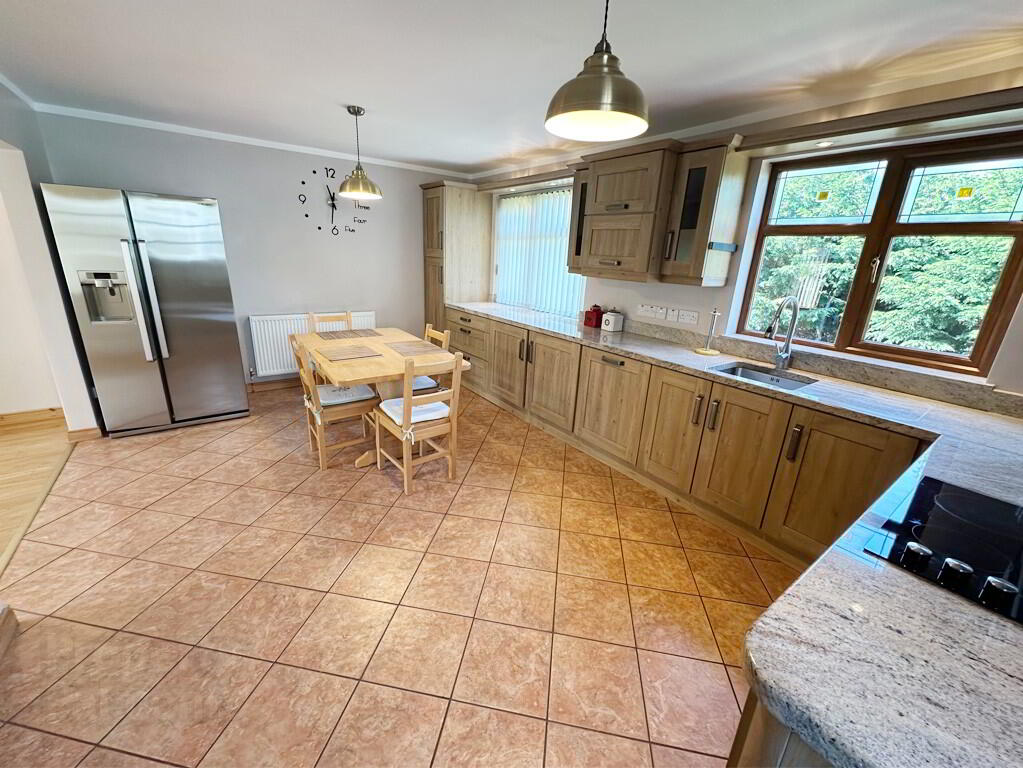 8 Kenard Villas 5 of 14