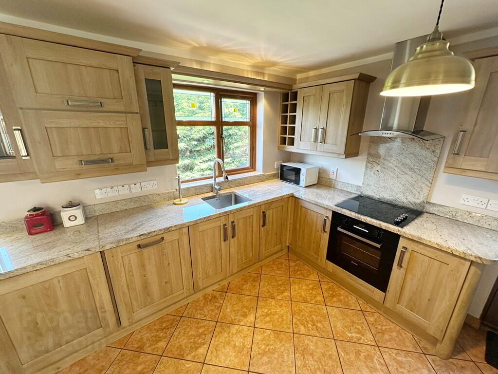 8 Kenard Villas 6 of 14