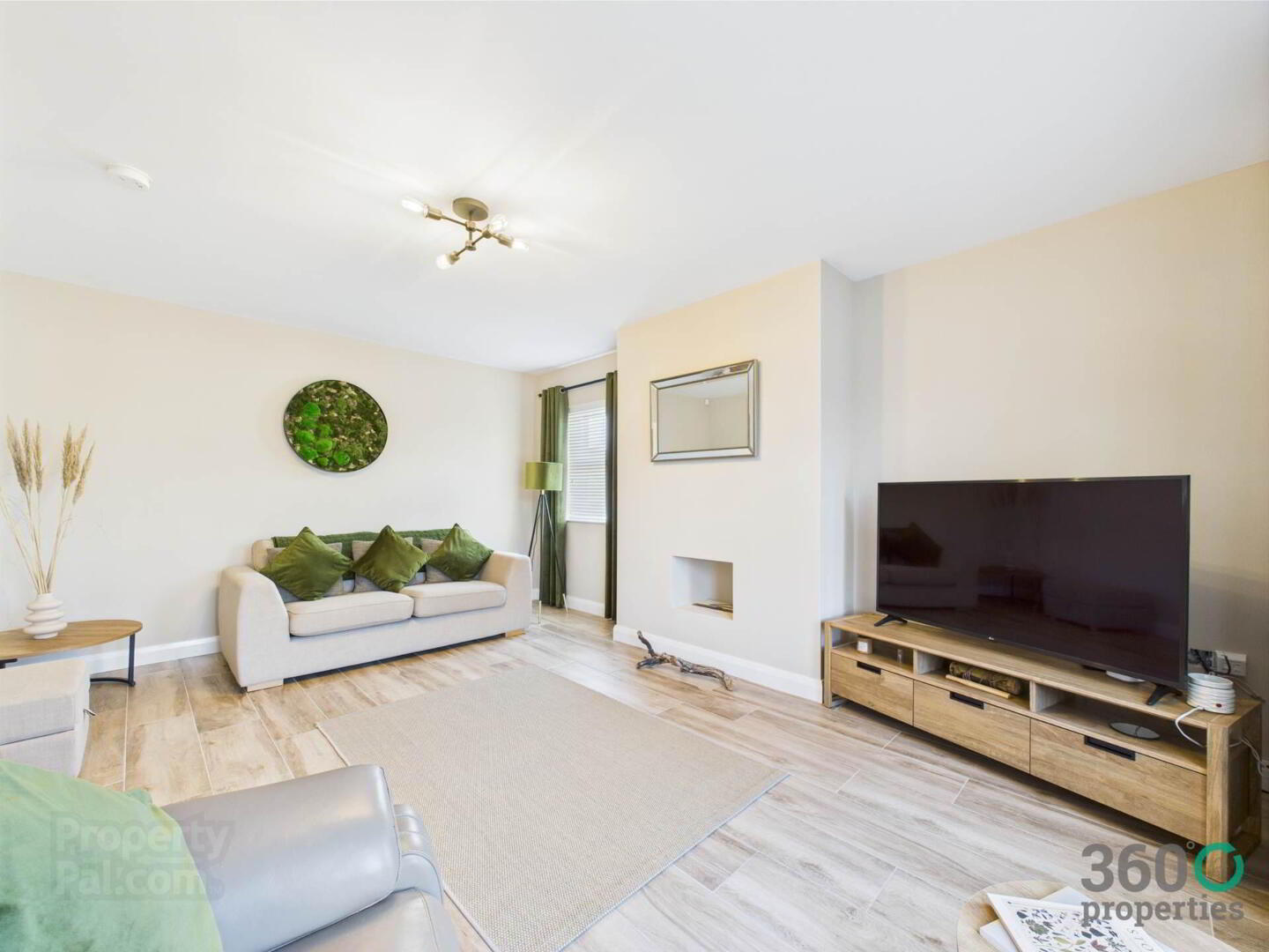 15 Mount Davys Road 5 of 49