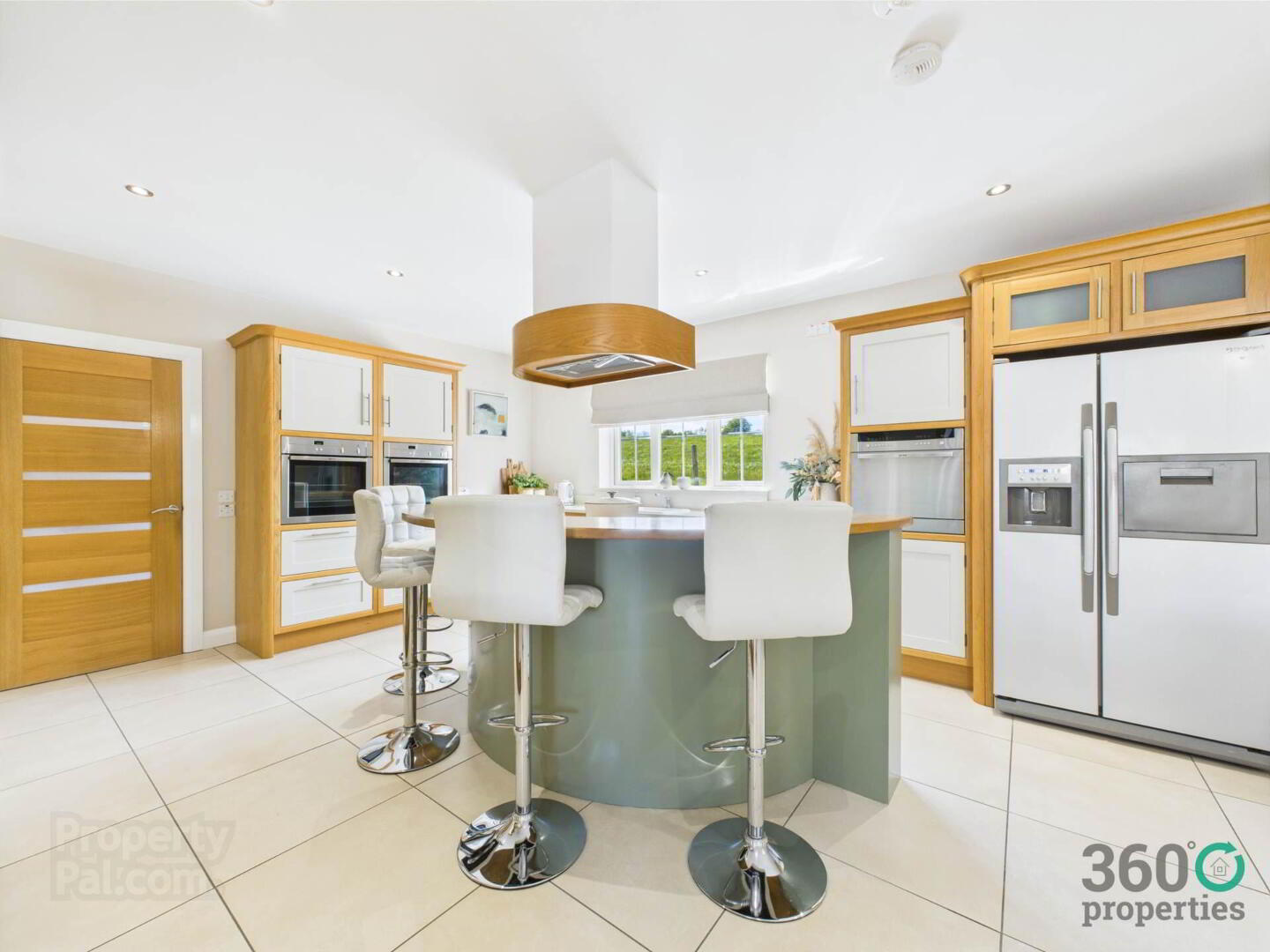 15 Mount Davys Road 10 of 49