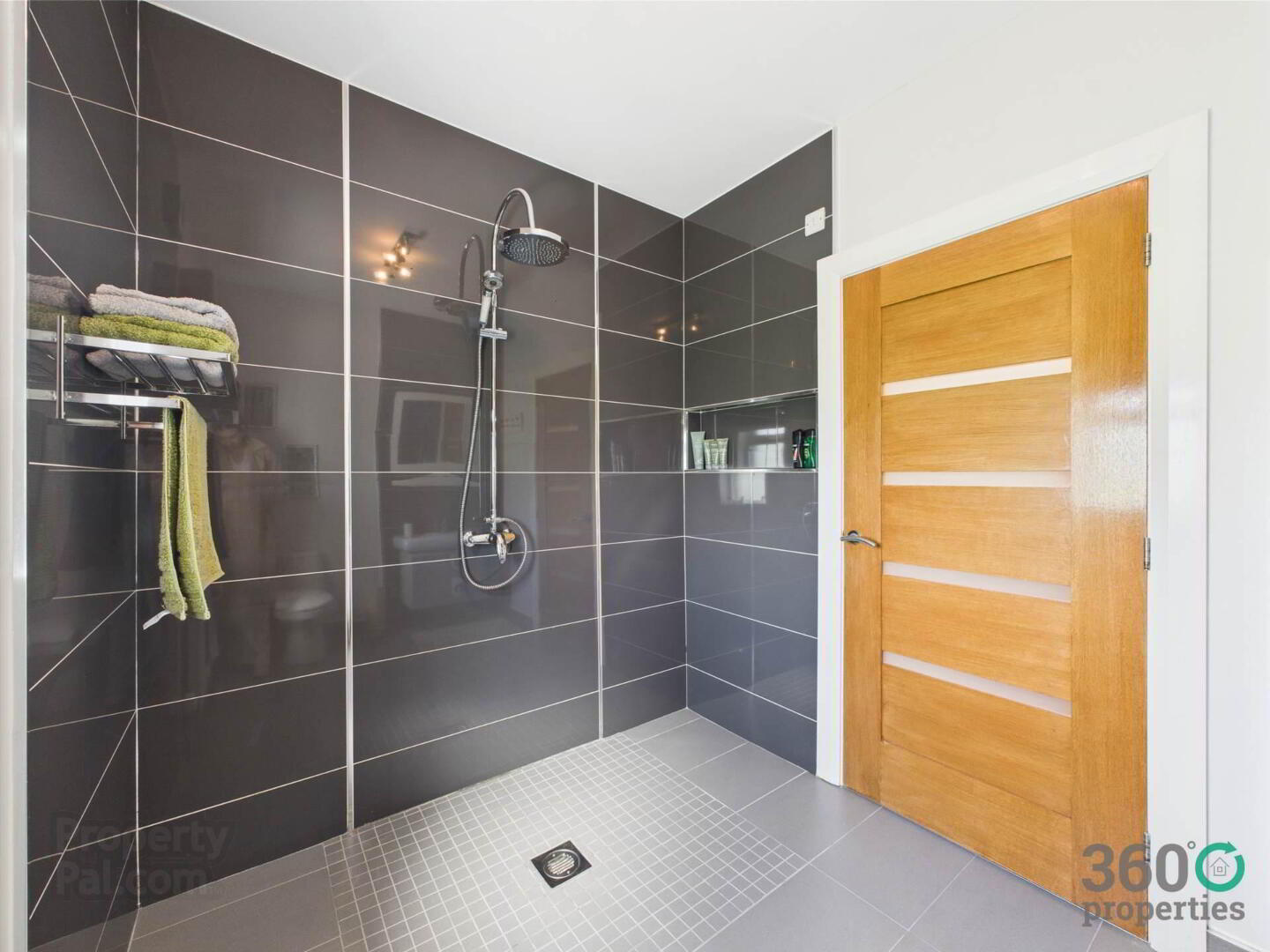 15 Mount Davys Road 25 of 49