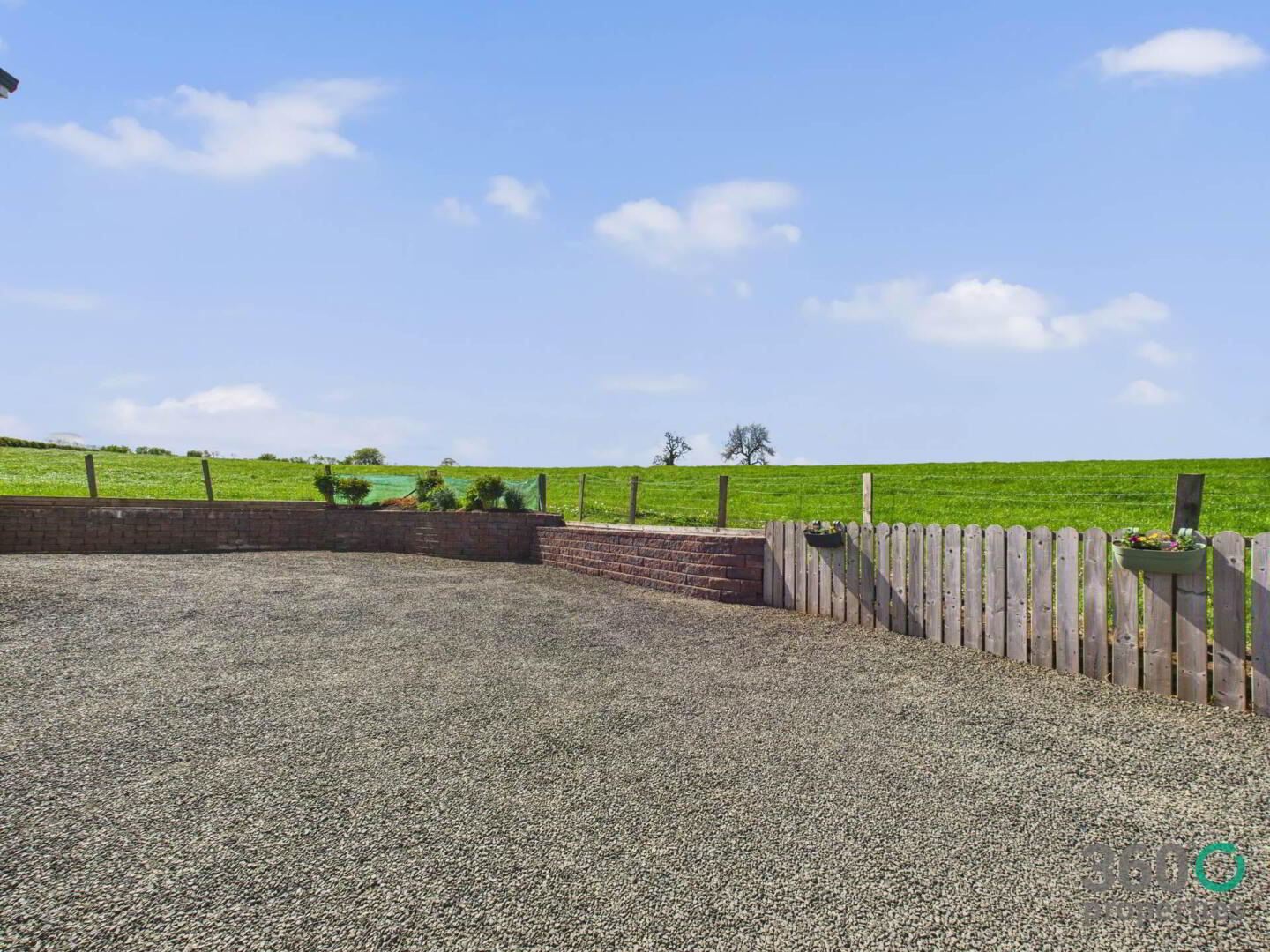 15 Mount Davys Road 37 of 49