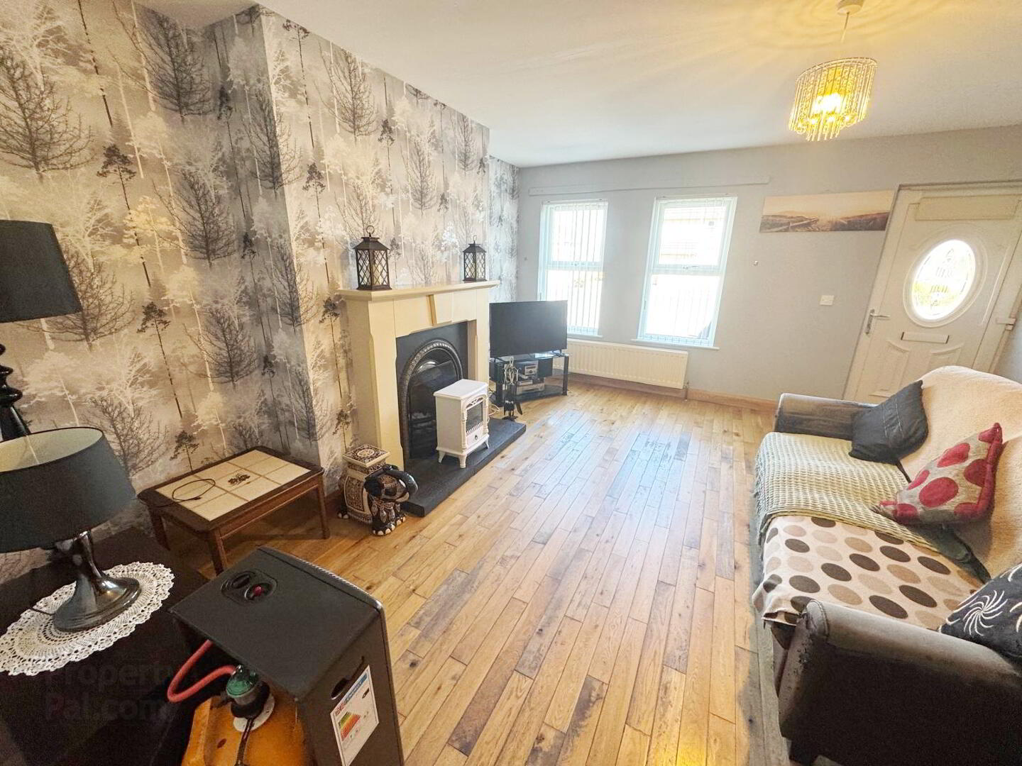 17 Castle Walk Mews 6 of 19