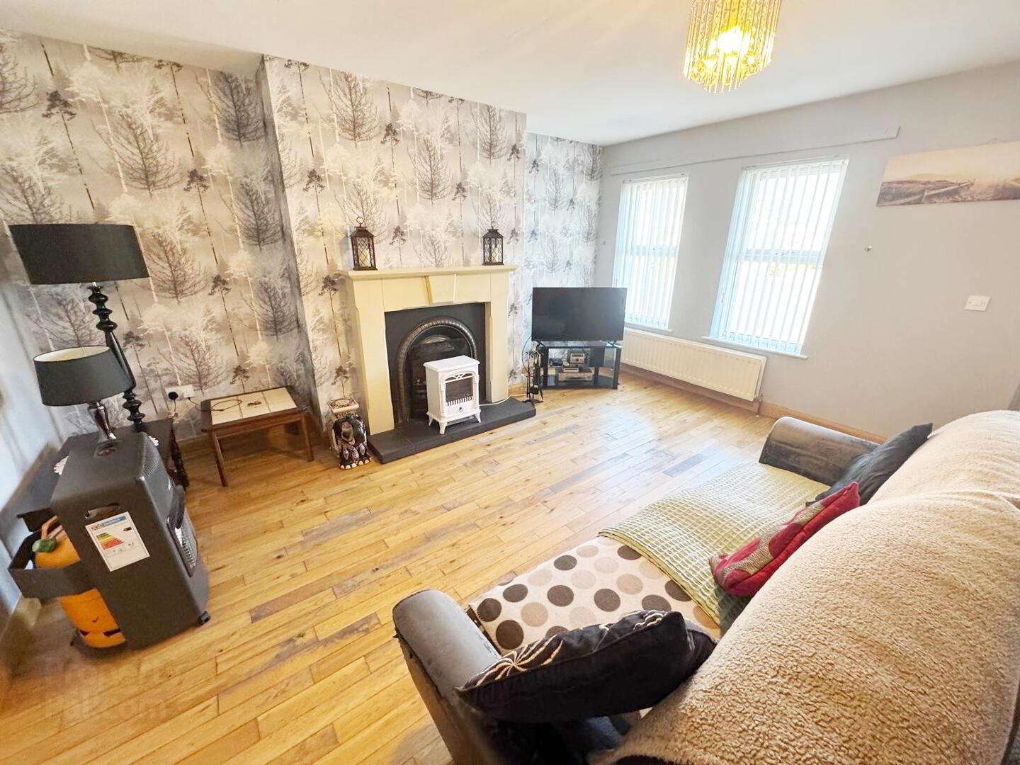 17 Castle Walk Mews 7 of 19