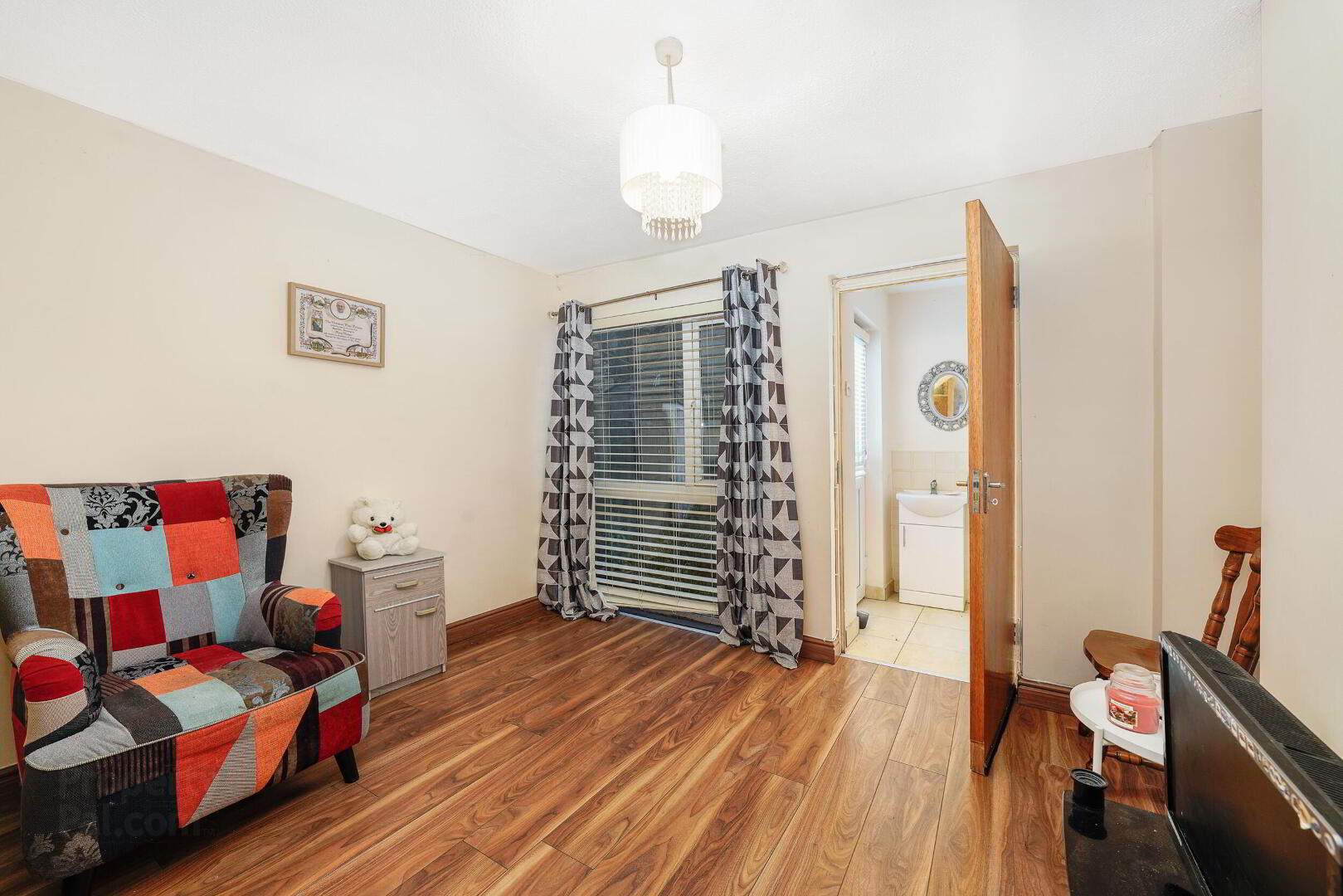 18 Portland Square 9 of 26