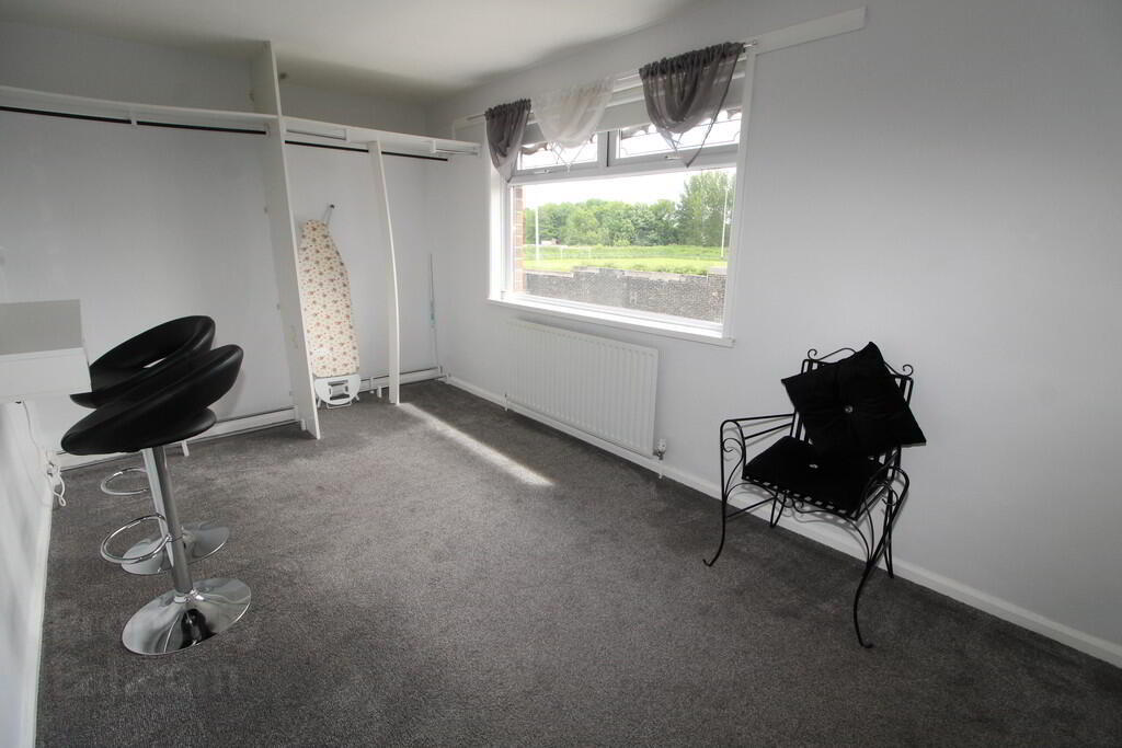 150 Skegoneill Avenue 11 of 13