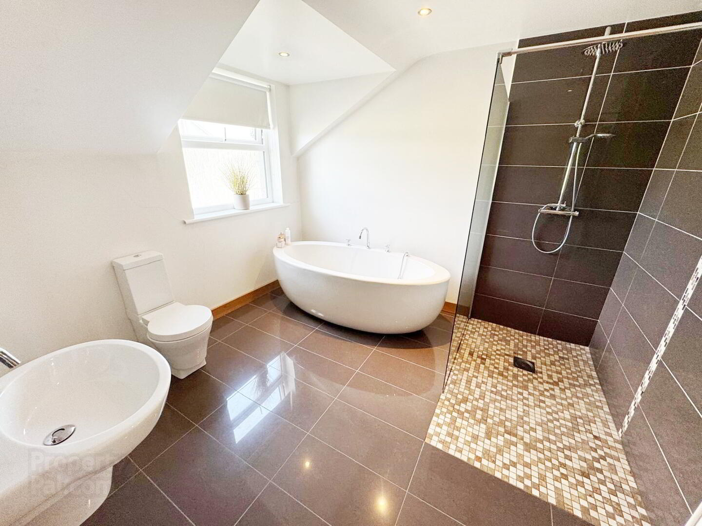 158 Carrowclare Road 45 of 50