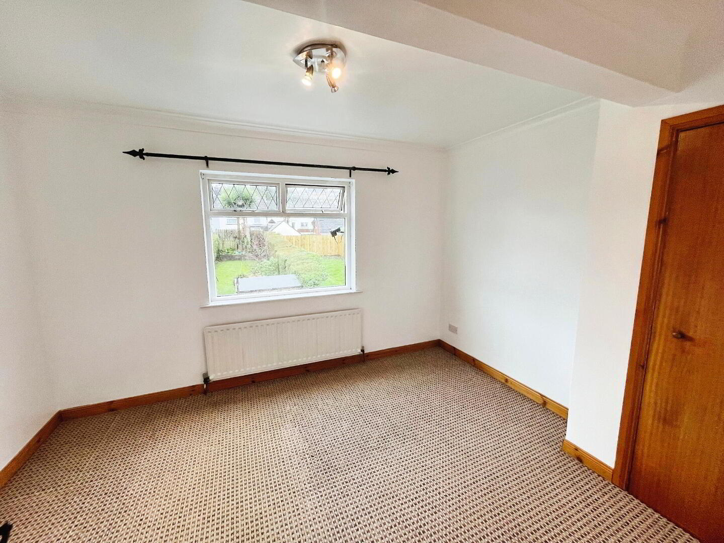 86 Moss Road 9 of 17
