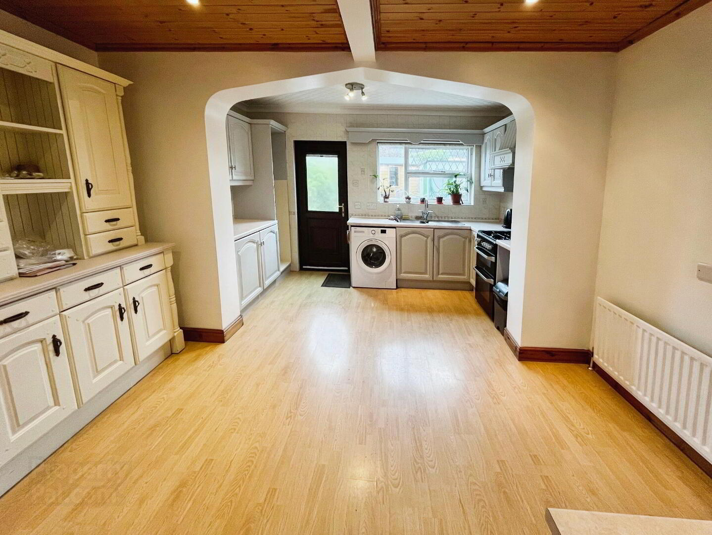86 Moss Road 5 of 17