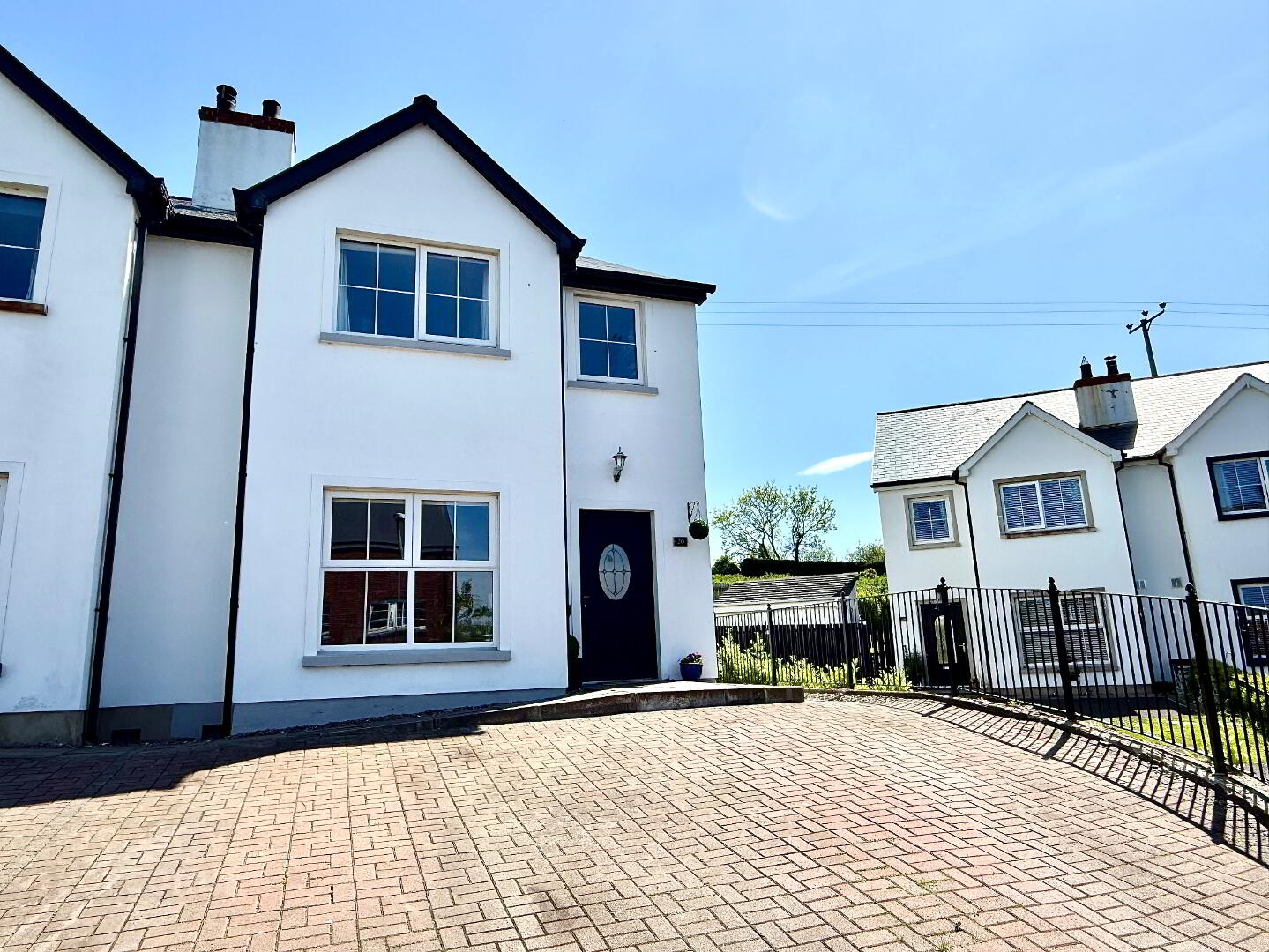 property description image