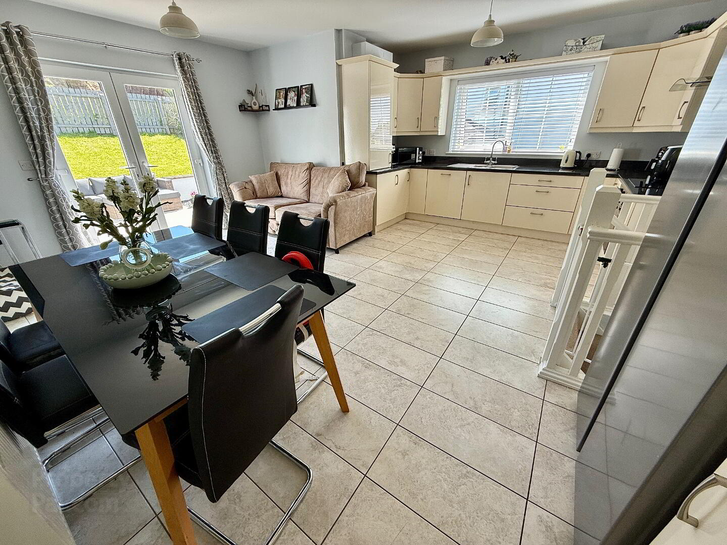 26 Manor Hill 14 of 46