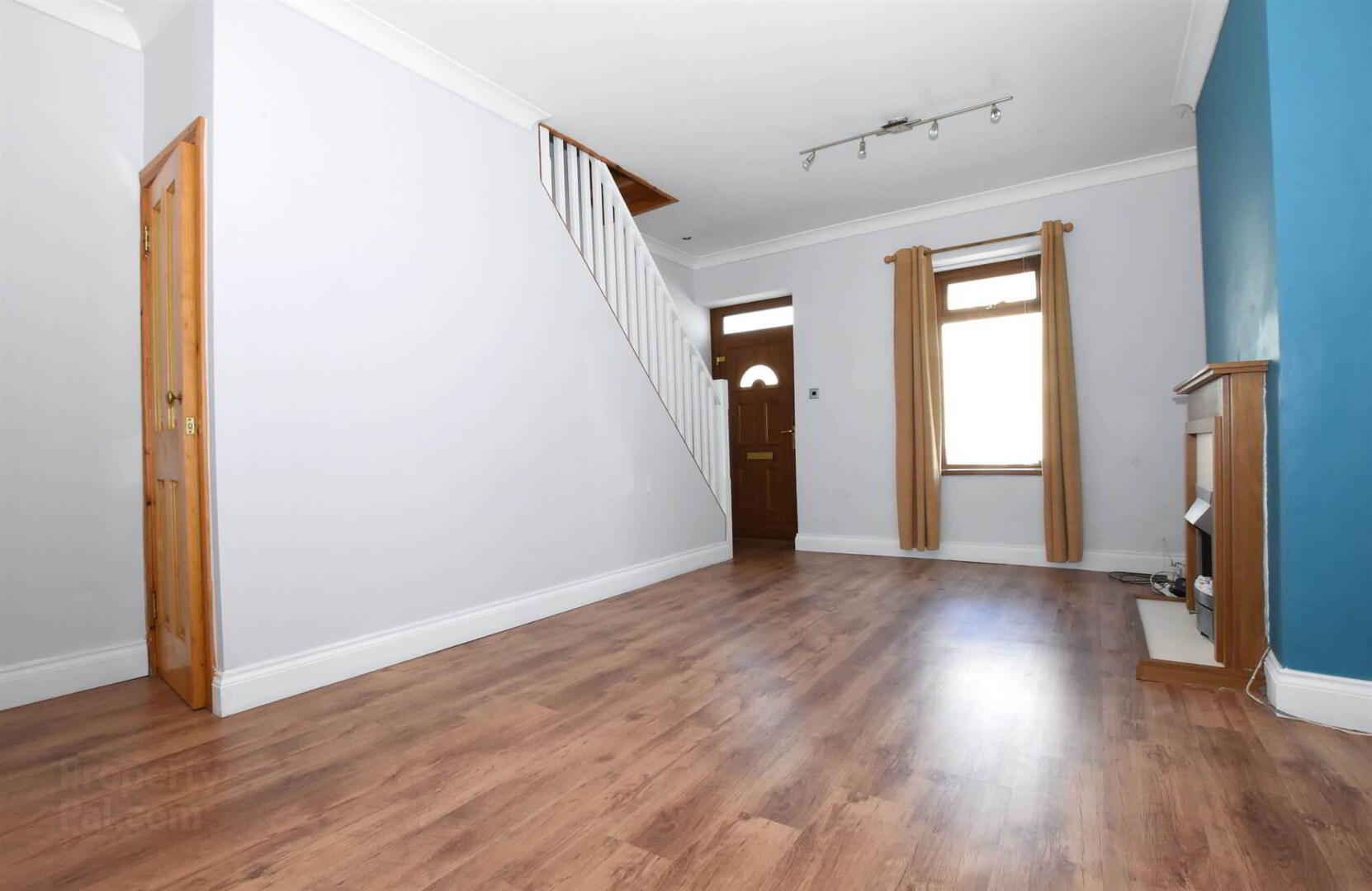 13 East Street 3 of 12
