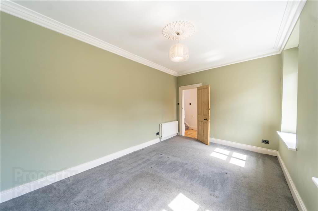 35 Groomsport Road 8 of 28