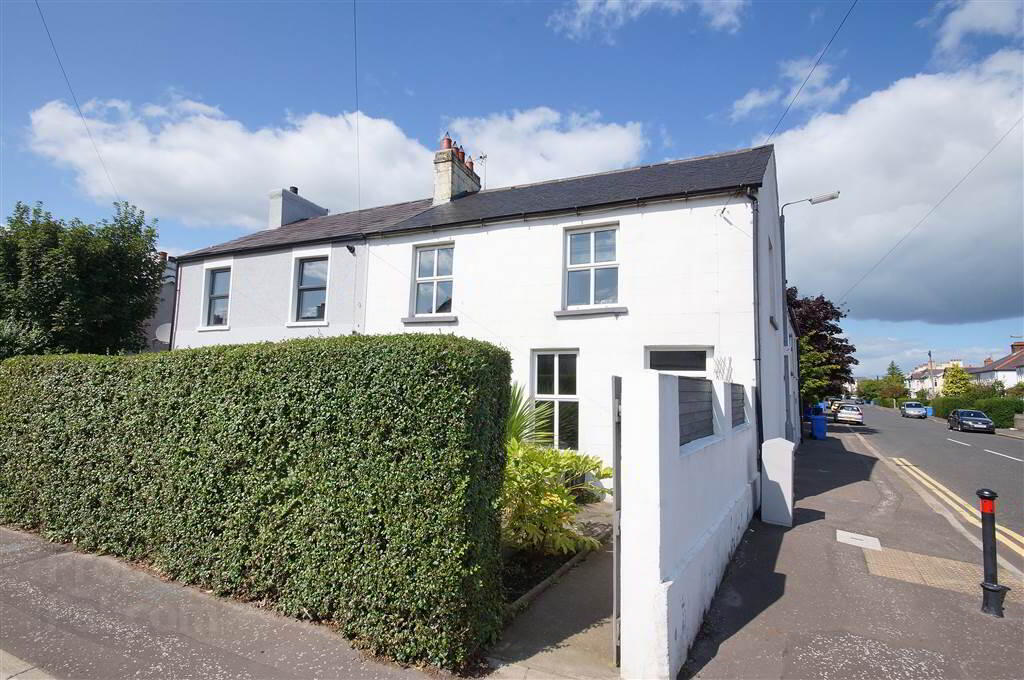 35 Groomsport Road 2 of 28
