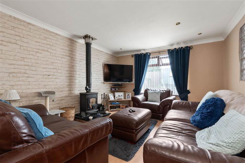 66 Templemoyle 5 of 29