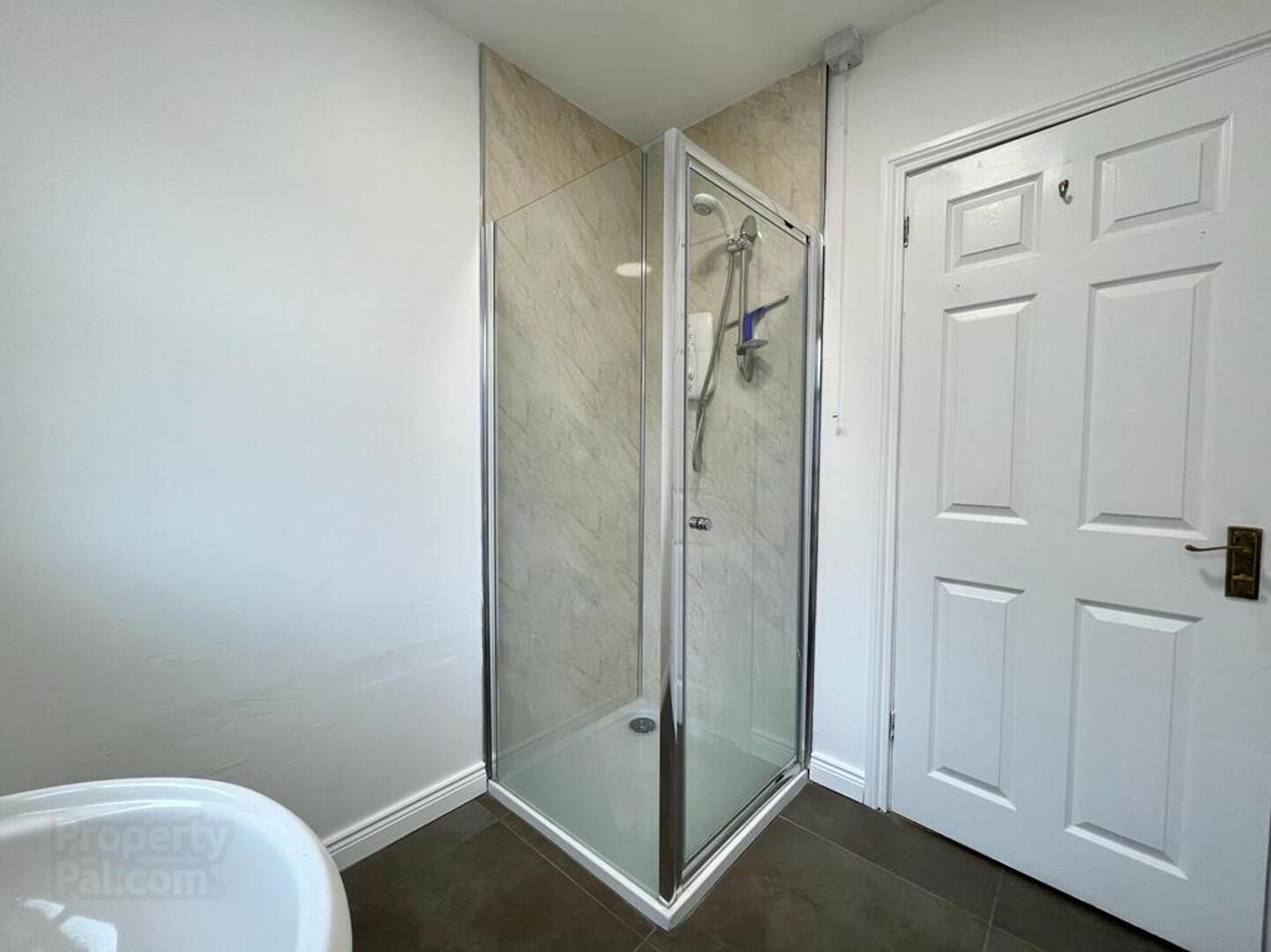 7a Wesleyan Mews 8 of 14