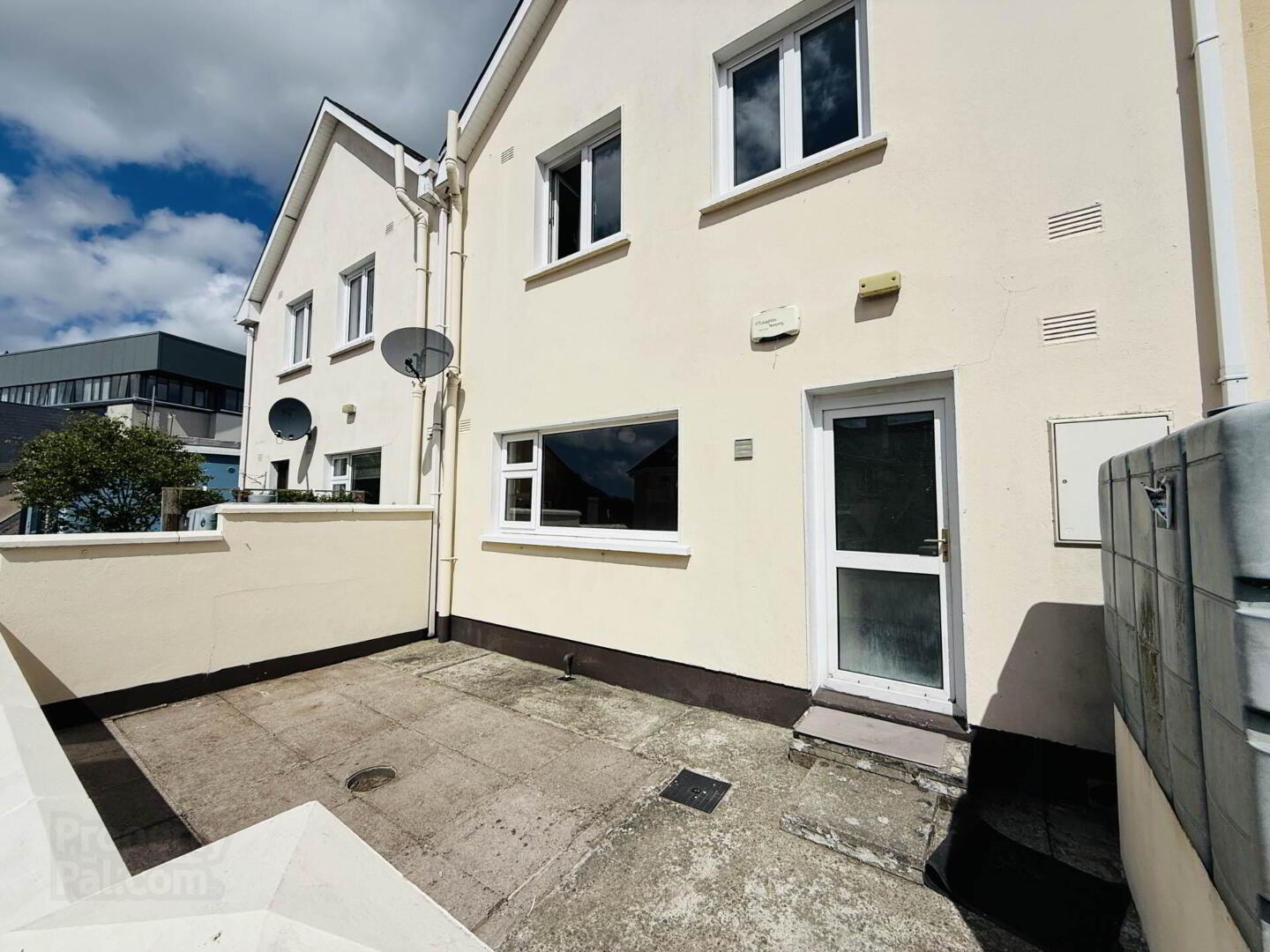 1 Mangerton Close 13 of 25
