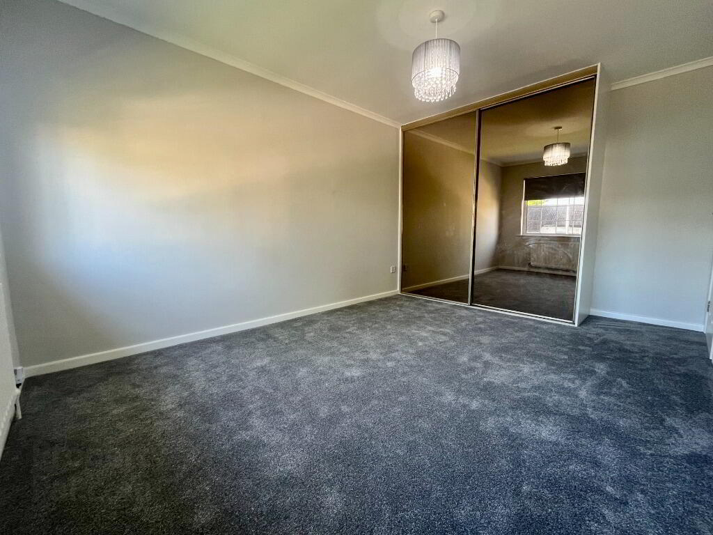 16 Chippendale Court 7 of 10