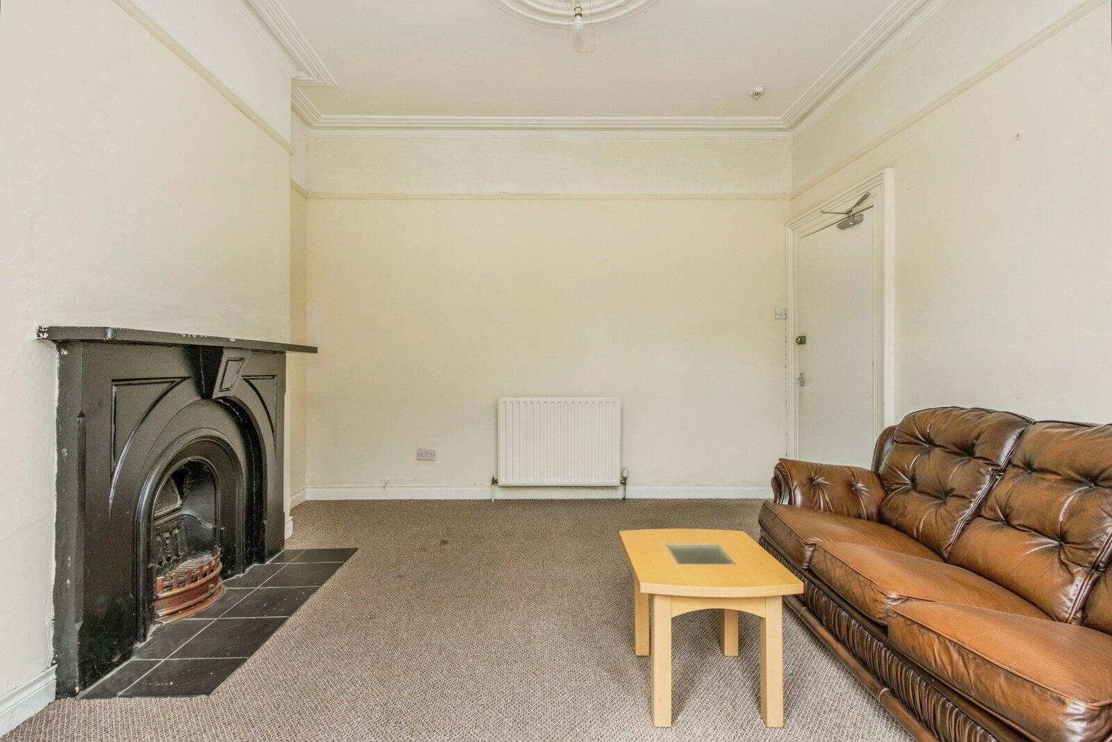 35 Haypark Avenue 6 of 21