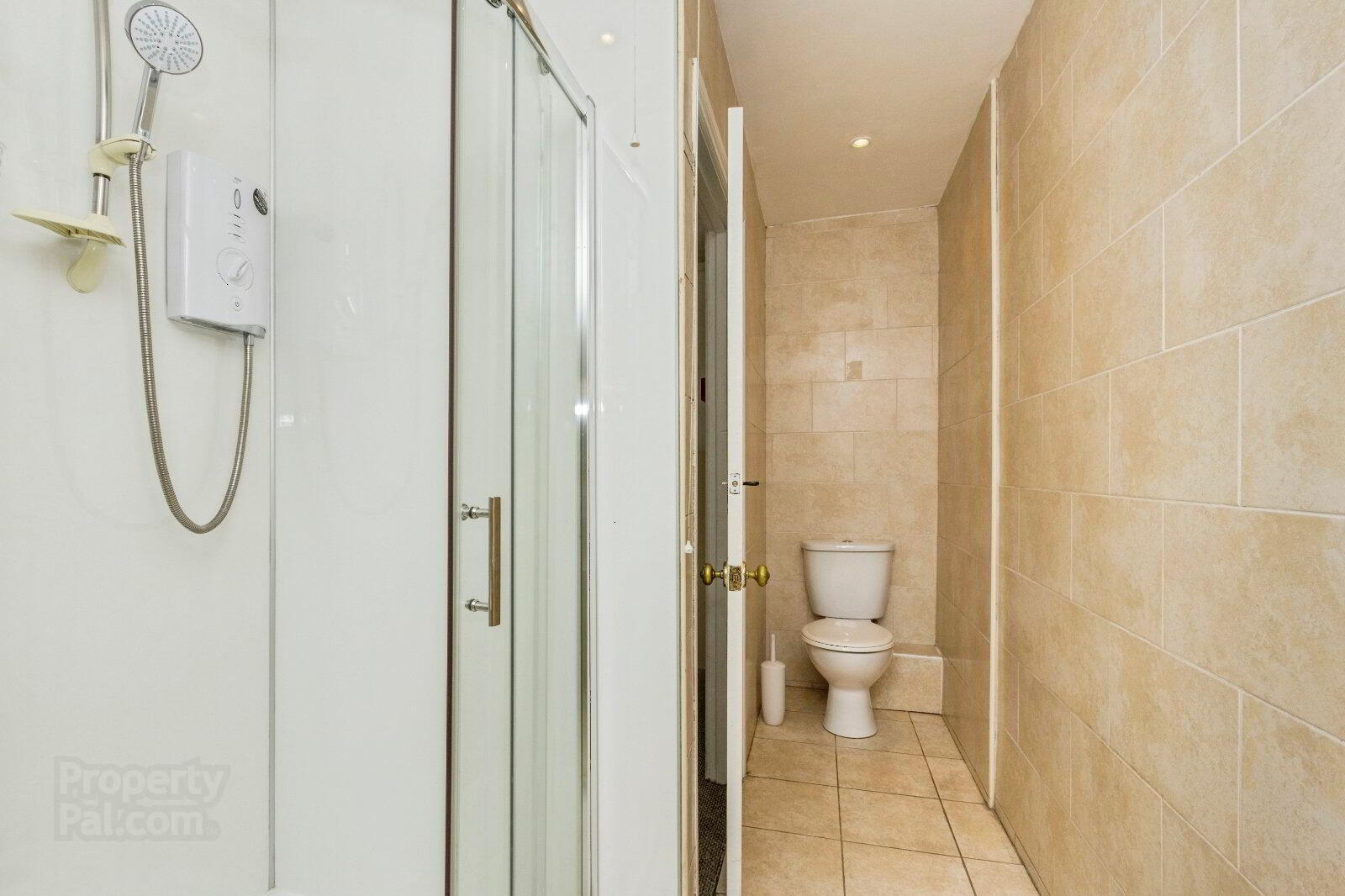35 Haypark Avenue 20 of 21