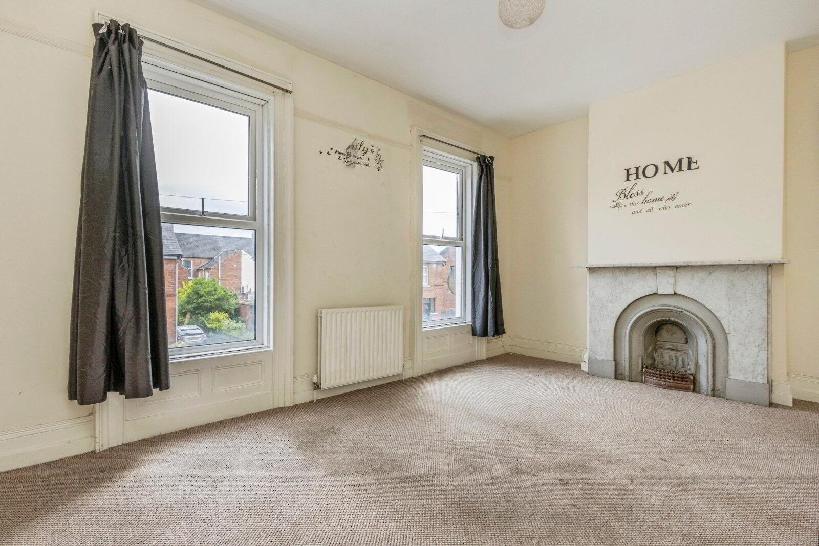35 Haypark Avenue 4 of 21