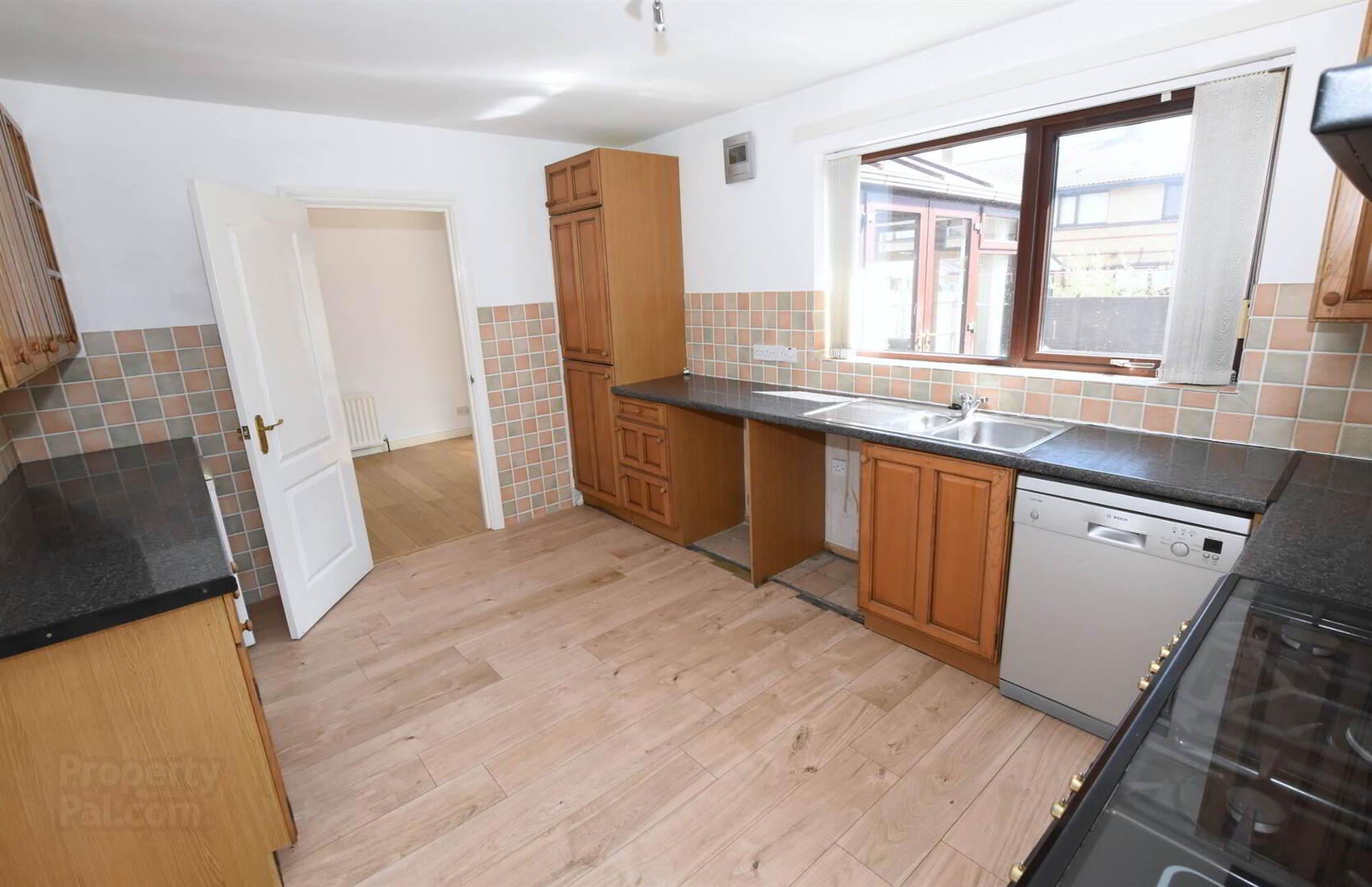 19 Cambourne Mews 8 of 19