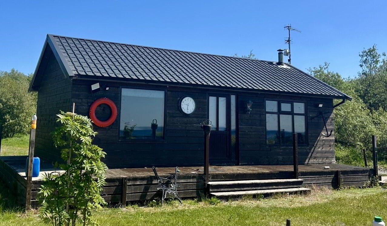 Log Cabin, *** Sited Currently At Ballyginniff 1 of 4