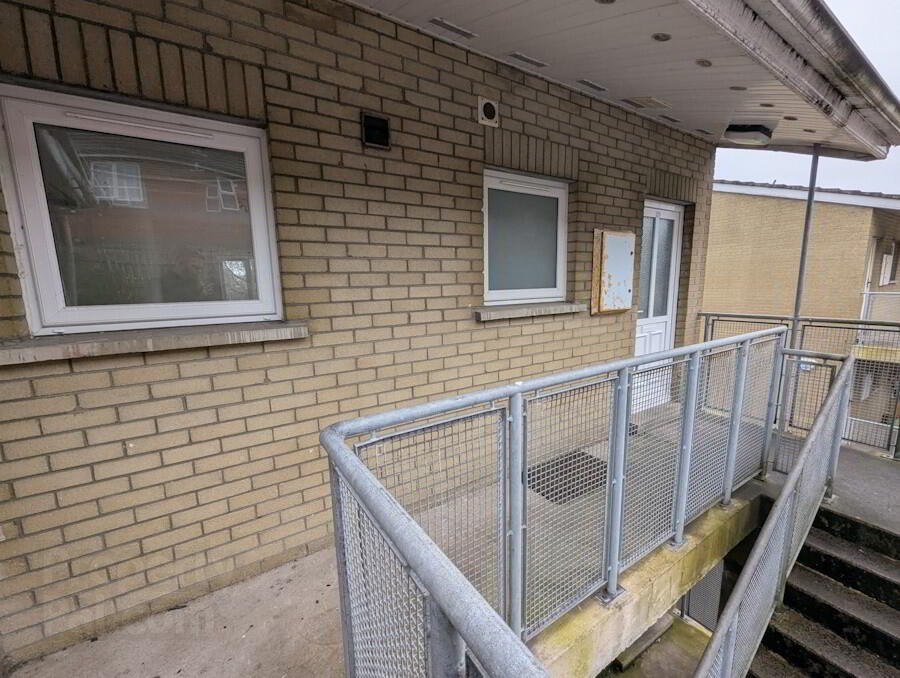24 Strand Court 3 of 12
